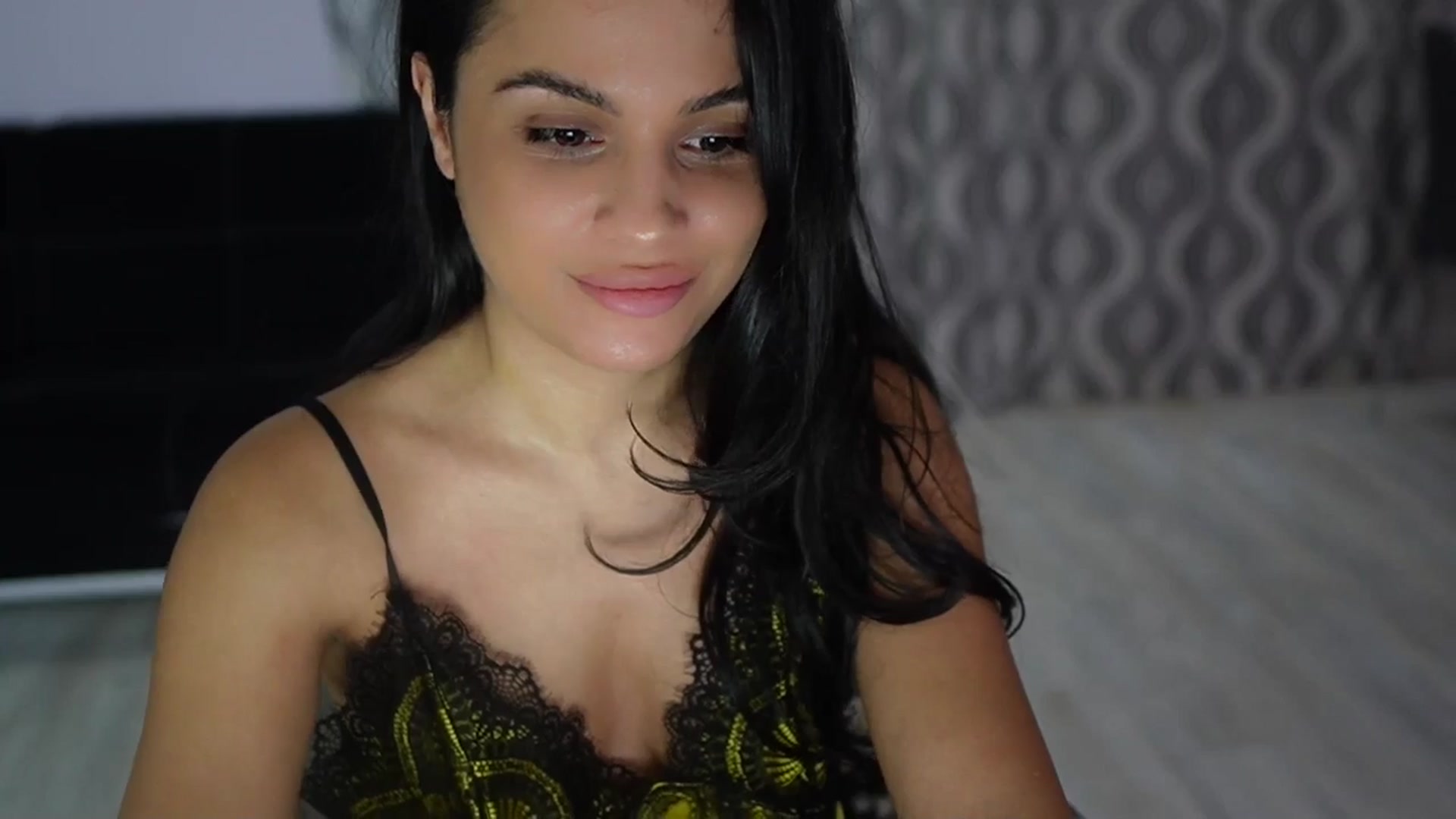 Gallery image thumbnail from TinyAndrea's myfreecams stream on, 11/10/2025, 05:13 image 18 of 20