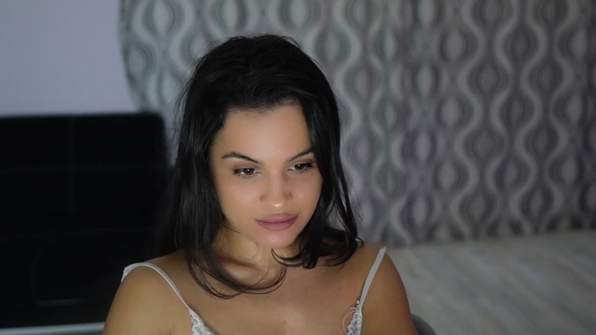Gallery image thumbnail from TinyAndrea's myfreecams stream on, 11/11/2025, 05:26 image 19 of 20