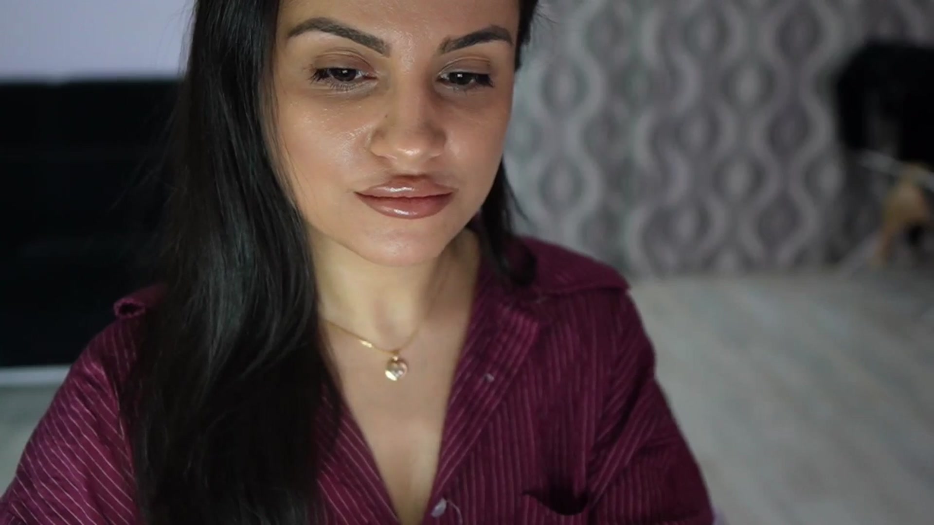 Gallery image thumbnail from TinyAndrea's myfreecams stream on, 12/03/2025, 03:44 image 2 of 20