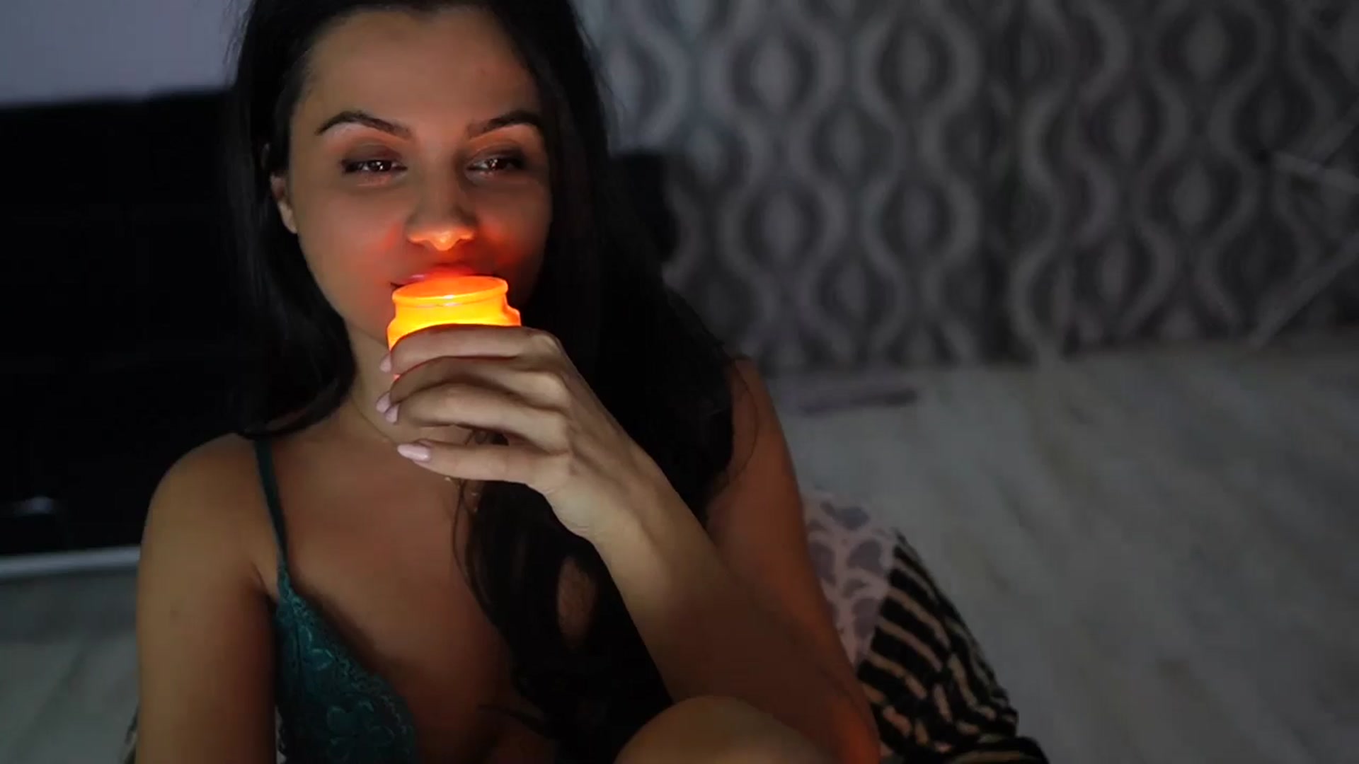 Gallery image thumbnail from TinyAndrea's myfreecams stream on, 12/08/2025, 05:48 image 4 of 20