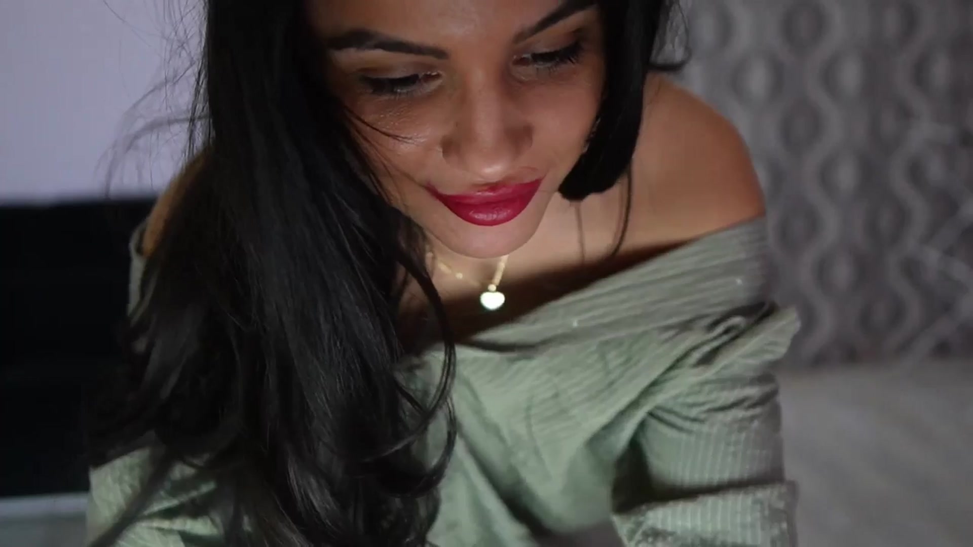 Gallery image thumbnail from TinyAndrea's myfreecams stream on, 12/09/2025, 05:23 image 17 of 20