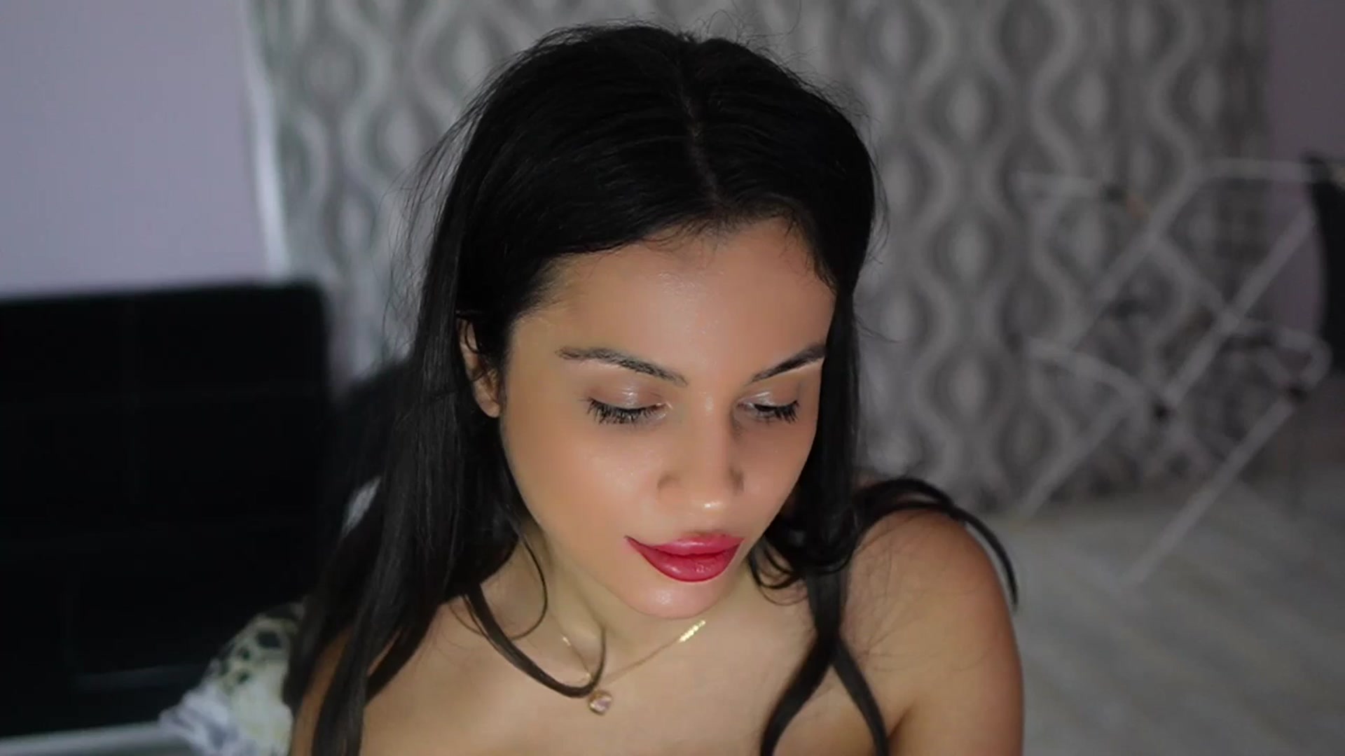 Gallery image thumbnail from TinyAndrea's myfreecams stream on, 12/10/2025, 06:48 image 6 of 20