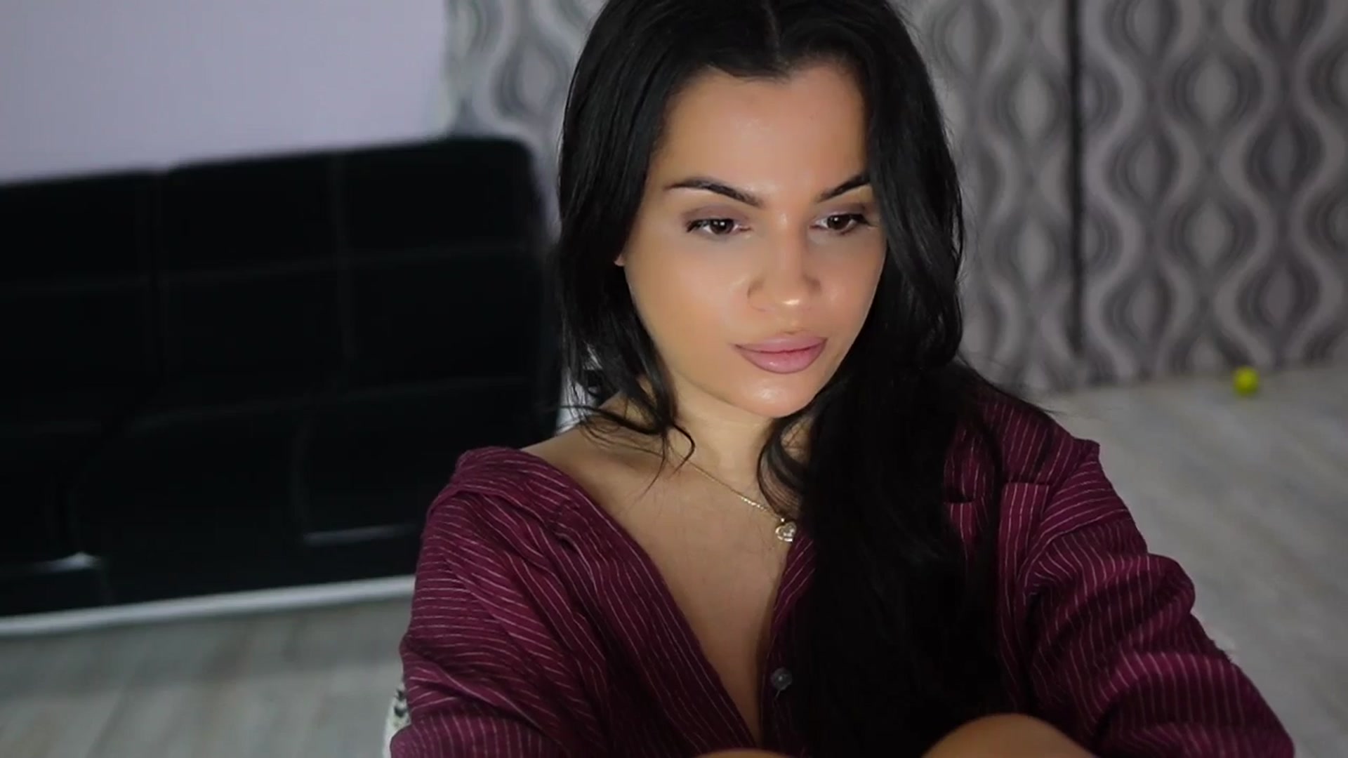 Gallery image thumbnail from TinyAndrea's myfreecams stream on, 12/24/2025, 02:46 image 17 of 20