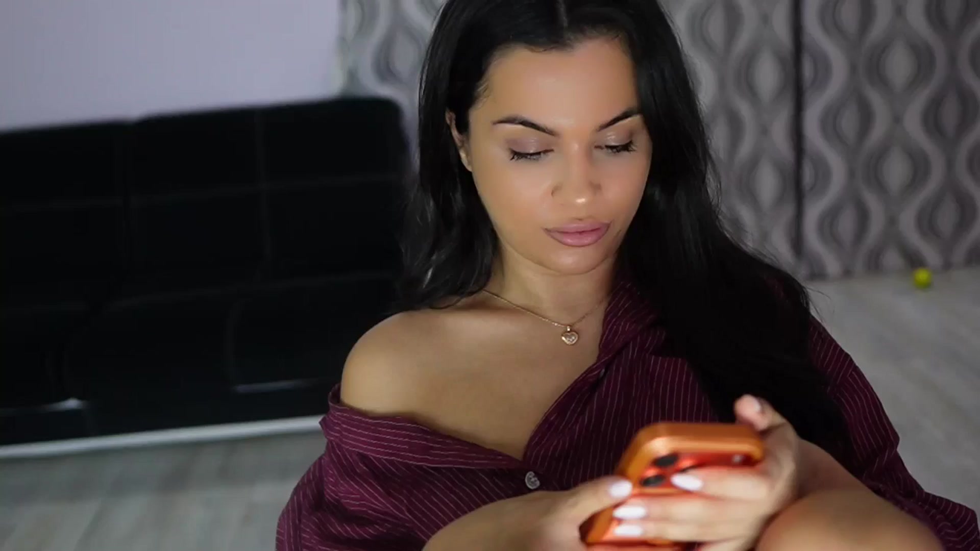 Gallery image thumbnail from TinyAndrea's myfreecams stream on, 12/24/2025, 02:46 image 1 of 20