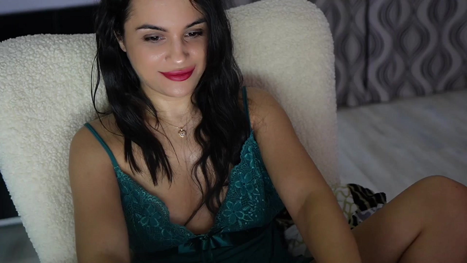 Gallery image thumbnail from TinyAndrea's myfreecams stream on, 12/29/2025, 03:34 image 12 of 20