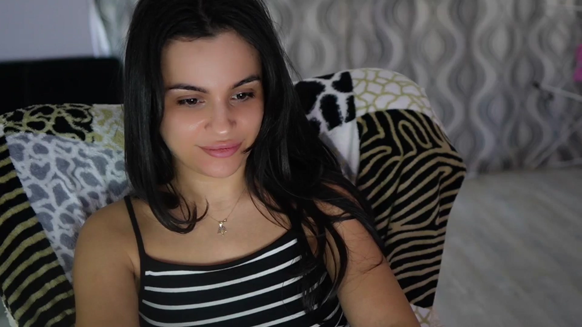 Gallery image thumbnail from TinyAndrea's myfreecams stream on, 01/01/2026, 07:50 image 7 of 20