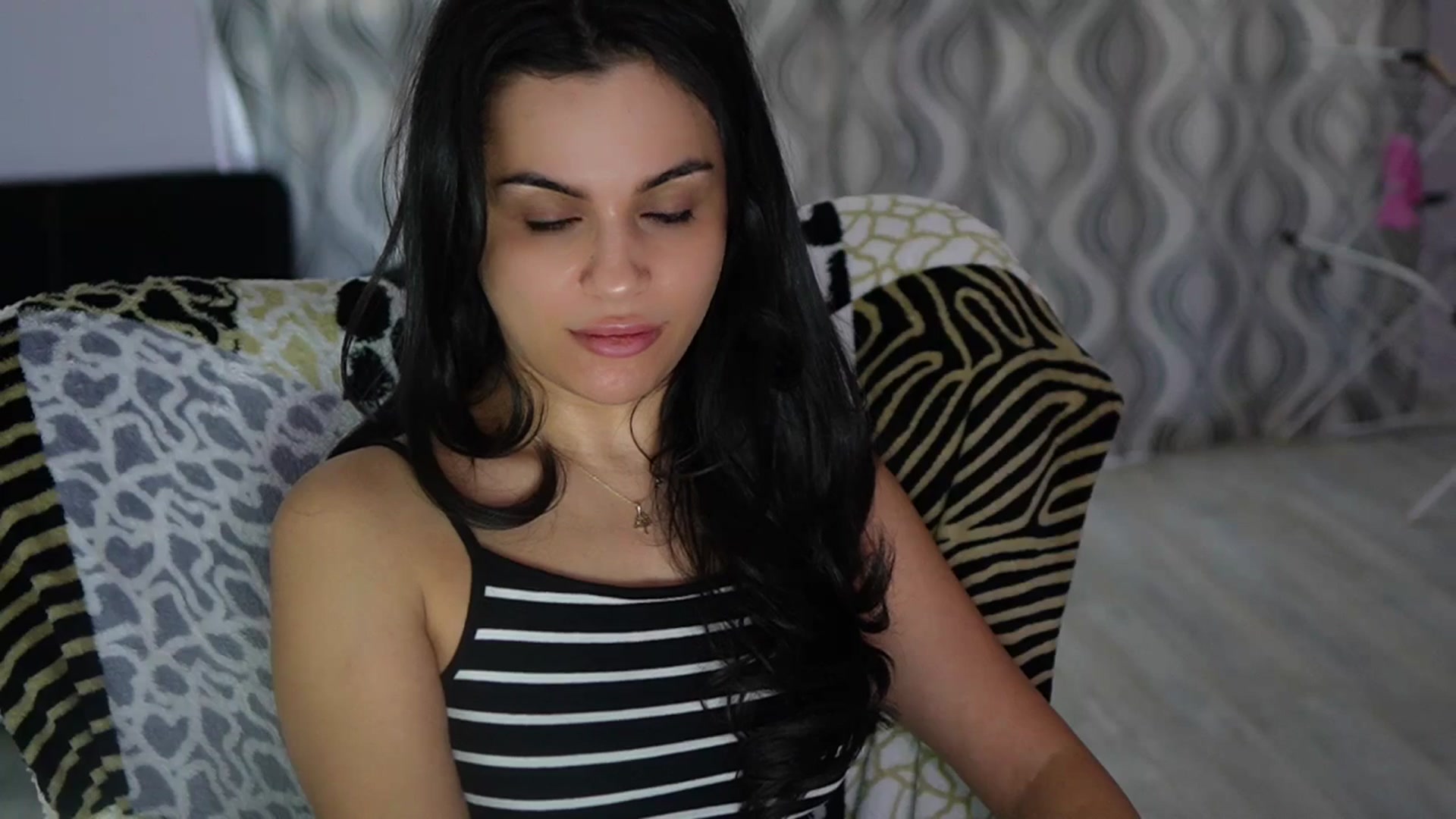 Gallery image thumbnail from TinyAndrea's myfreecams stream on, 01/01/2026, 07:50 image 2 of 20