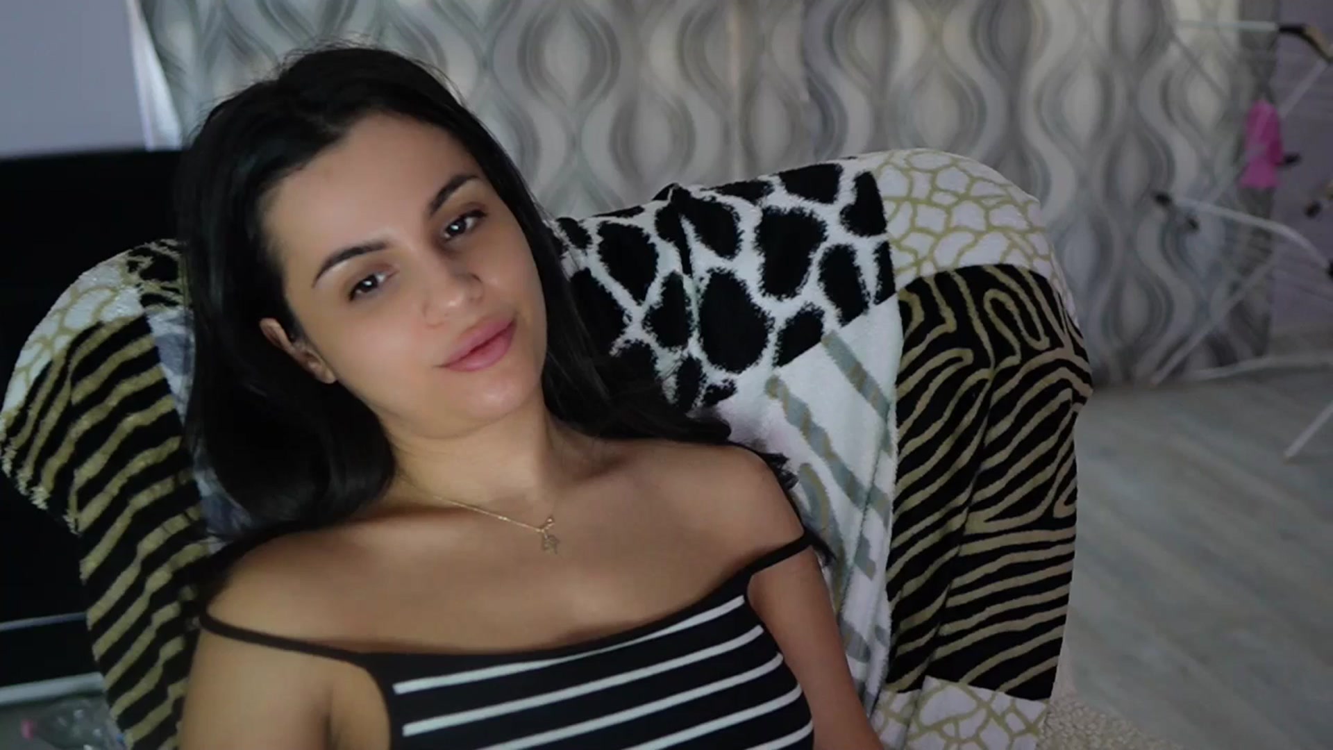 Gallery image thumbnail from TinyAndrea's myfreecams stream on, 01/01/2026, 07:50 image 20 of 20