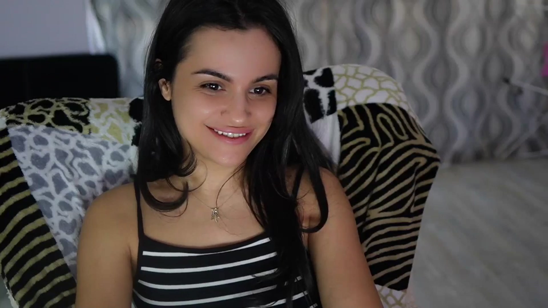 Gallery image thumbnail from TinyAndrea's myfreecams stream on, 01/01/2026, 07:50 image 10 of 20