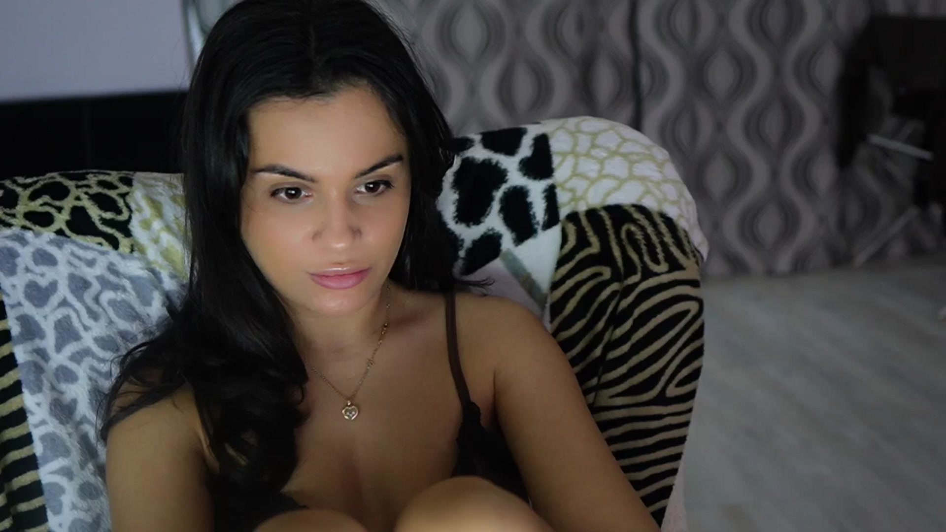 Gallery image thumbnail from TinyAndrea's myfreecams stream on, 01/03/2026, 05:24 image 1 of 20