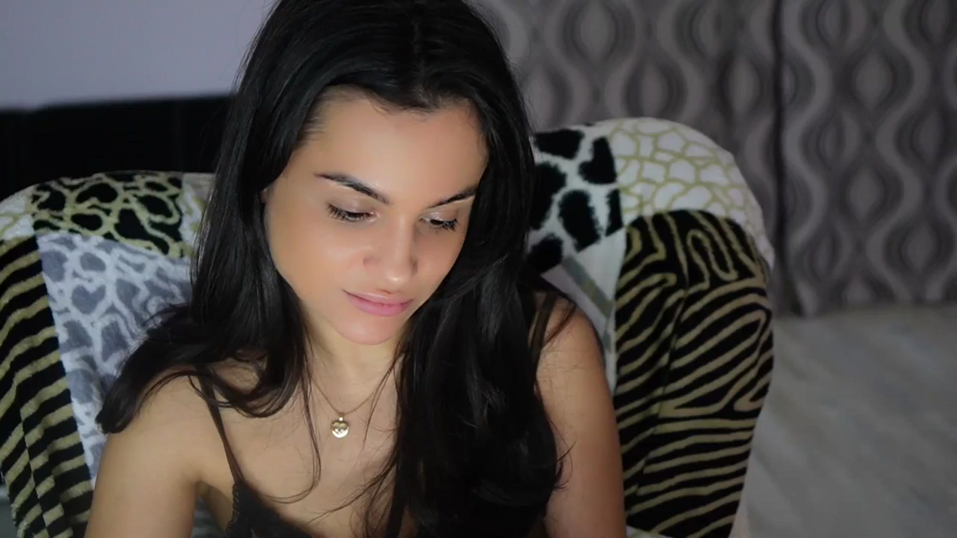 Gallery image thumbnail from TinyAndrea's myfreecams stream on, 01/03/2026, 05:24 image 18 of 20