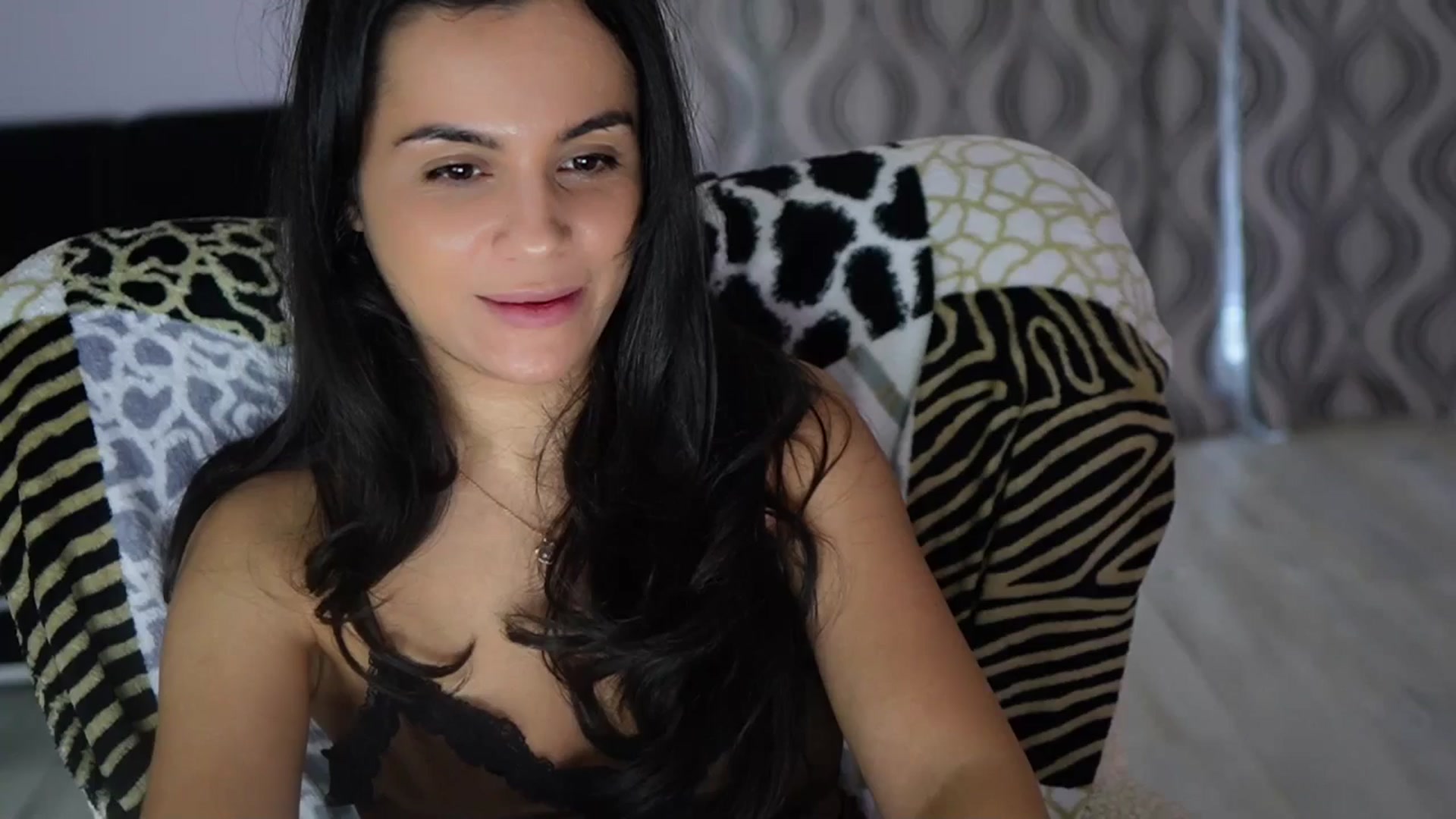Gallery image thumbnail from TinyAndrea's myfreecams stream on, 01/03/2026, 07:59 image 2 of 20