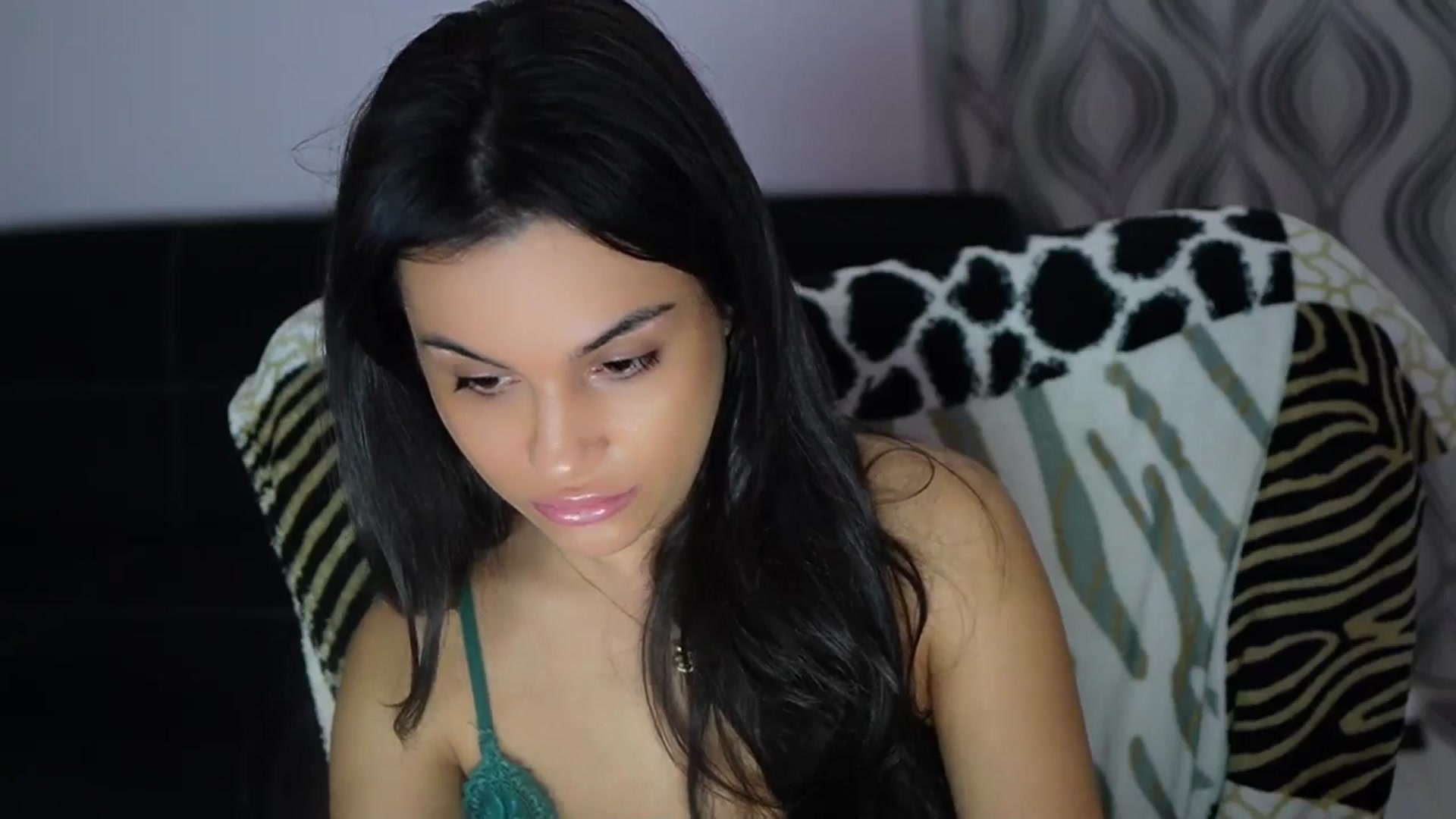 Gallery image thumbnail from TinyAndrea's myfreecams stream on, 01/08/2026, 05:54 image 15 of 20