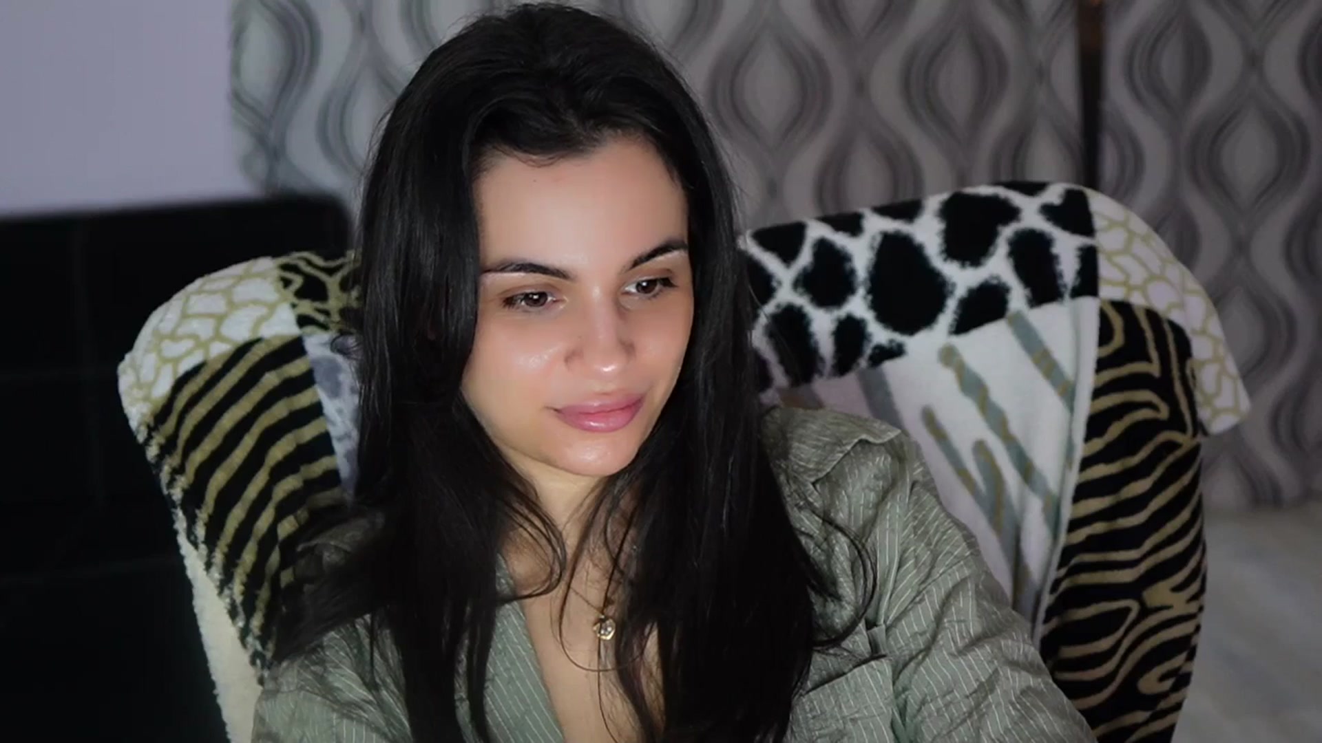 Gallery image thumbnail from TinyAndrea's myfreecams stream on, 01/16/2026, 05:09 image 18 of 20