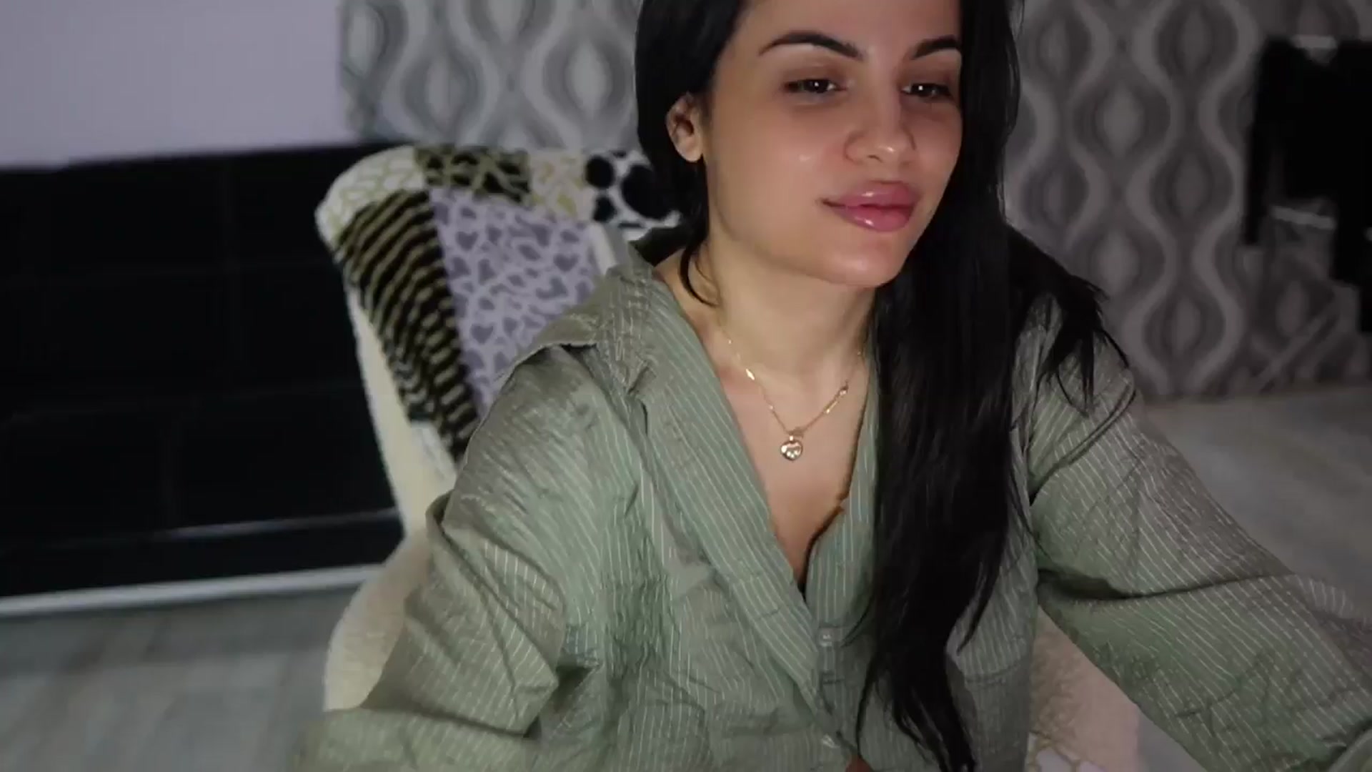 Gallery image thumbnail from TinyAndrea's myfreecams stream on, 01/16/2026, 05:09 image 6 of 20