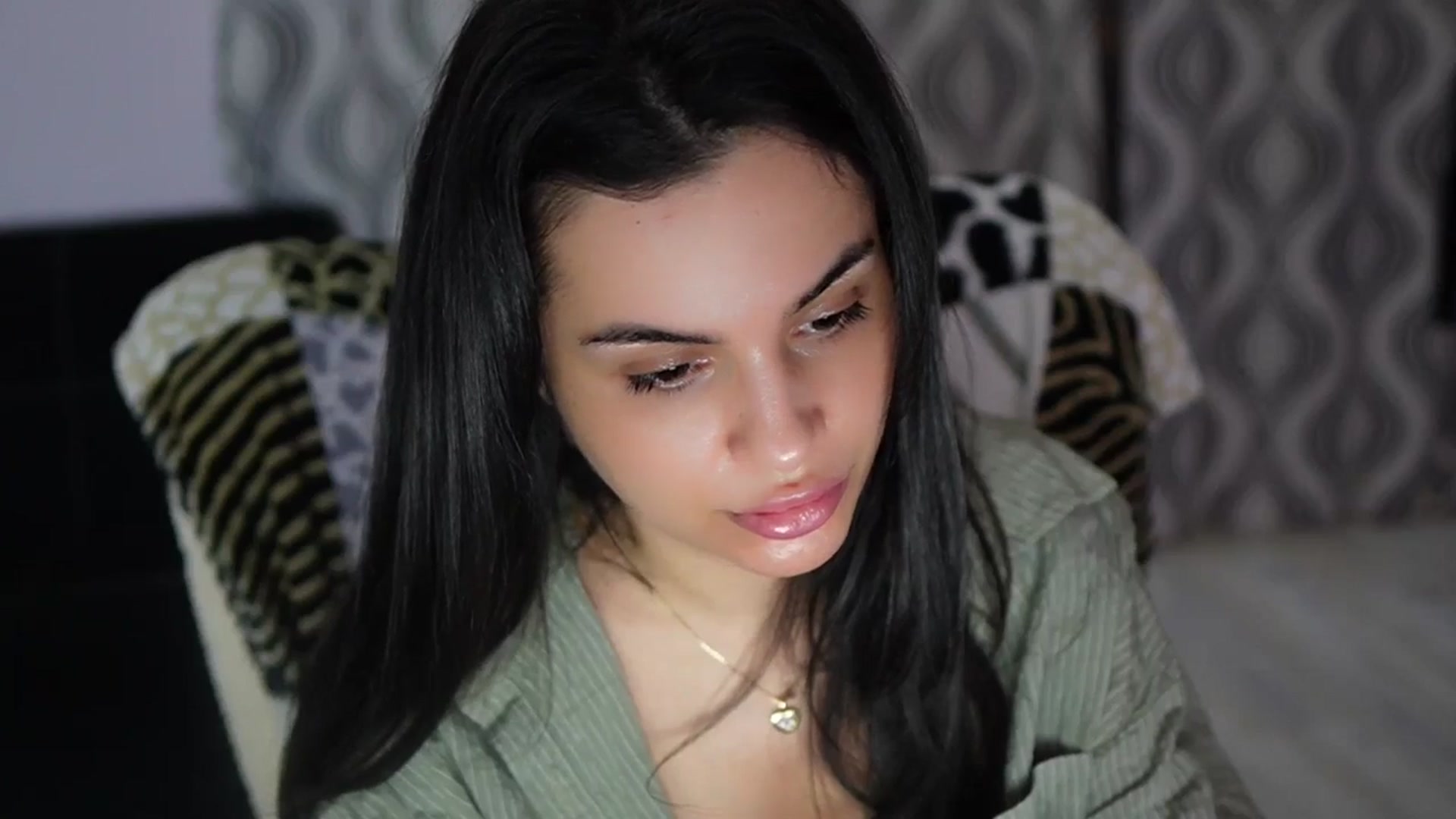 Gallery image thumbnail from TinyAndrea's myfreecams stream on, 01/16/2026, 05:09 image 16 of 20