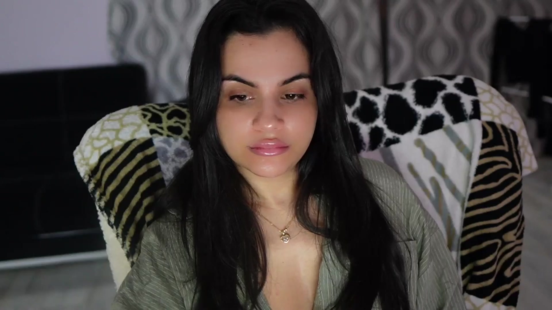 Gallery image thumbnail from TinyAndrea's myfreecams stream on, 01/16/2026, 05:09 image 5 of 20