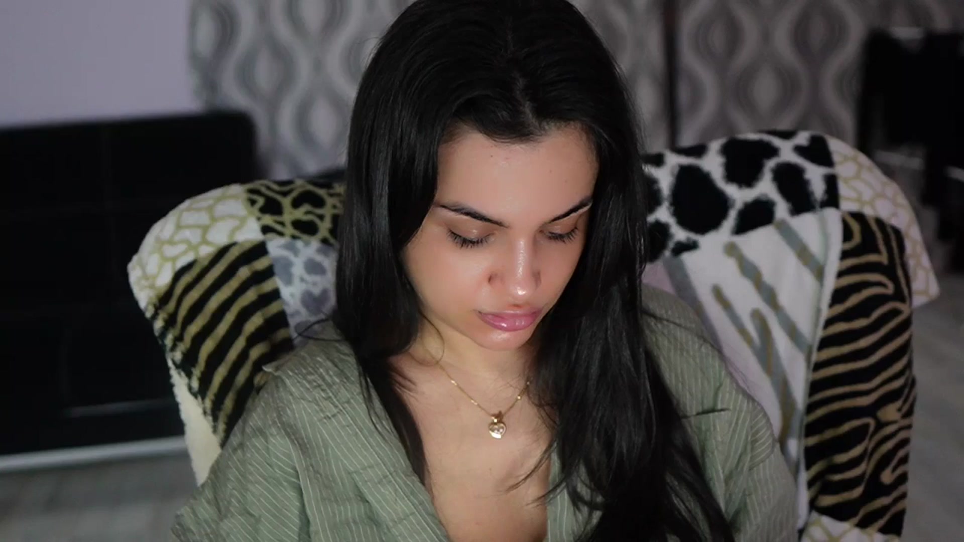 Gallery image thumbnail from TinyAndrea's myfreecams stream on, 01/16/2026, 05:09 image 3 of 20