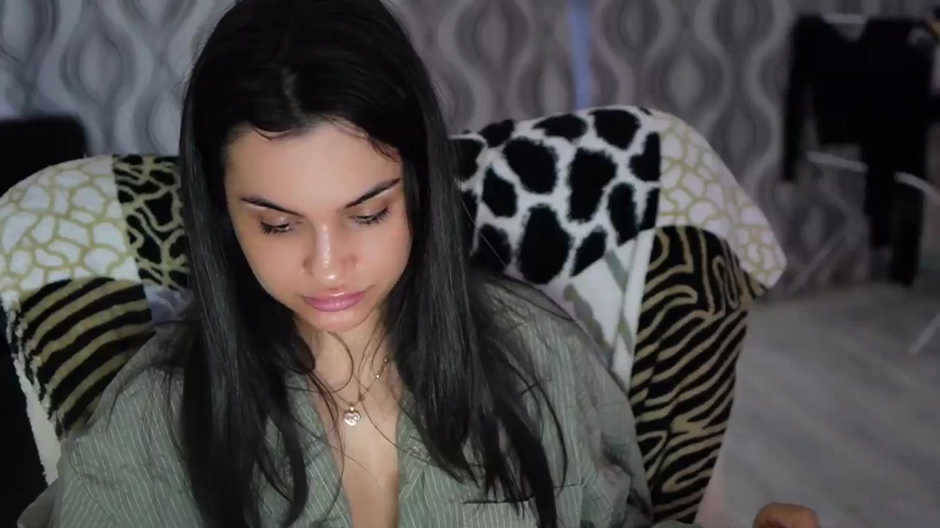 Gallery image thumbnail from TinyAndrea's myfreecams stream on, 01/16/2026, 06:31 image 12 of 20