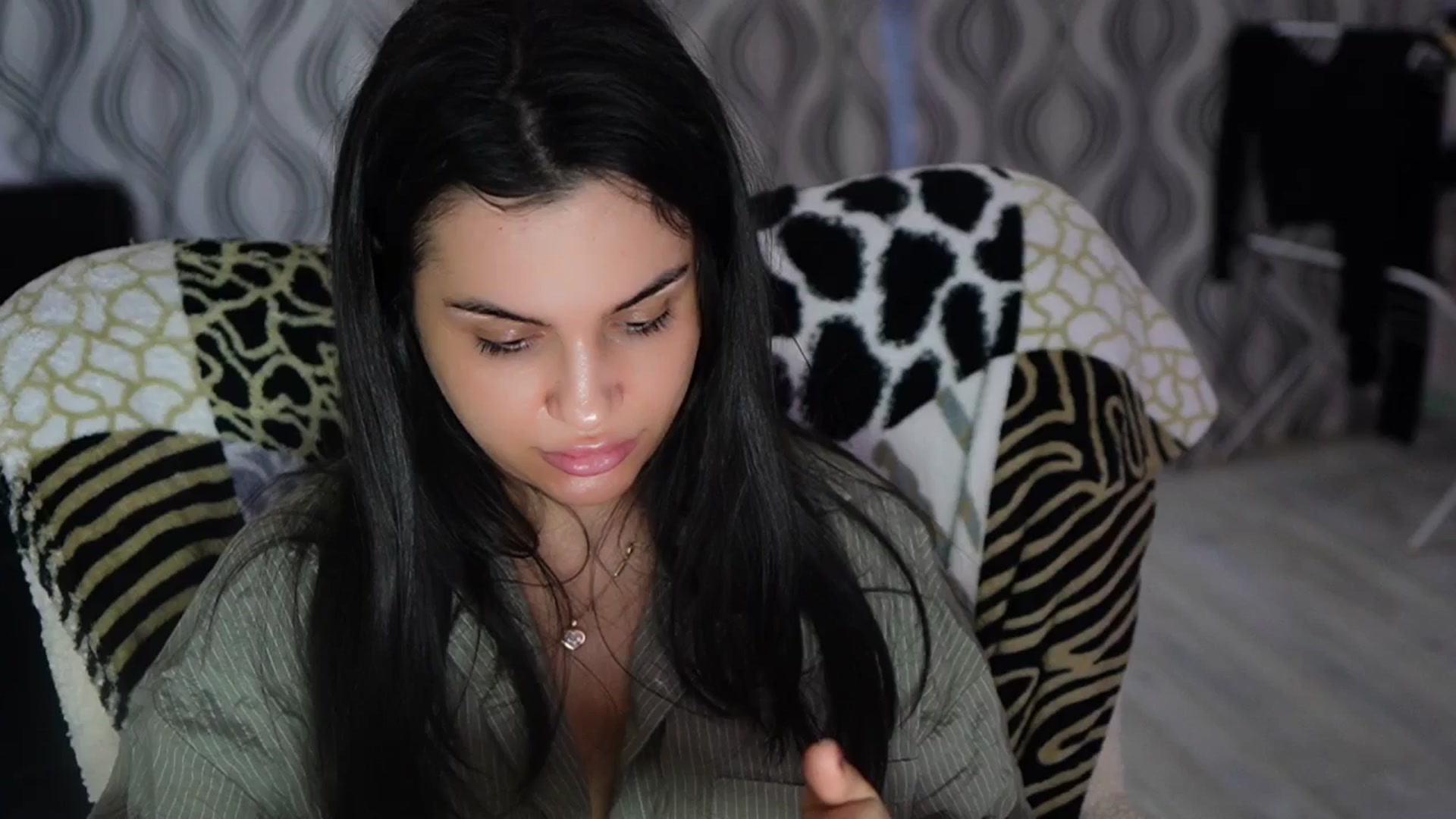 Gallery image thumbnail from TinyAndrea's myfreecams stream on, 01/16/2026, 06:31 image 9 of 20