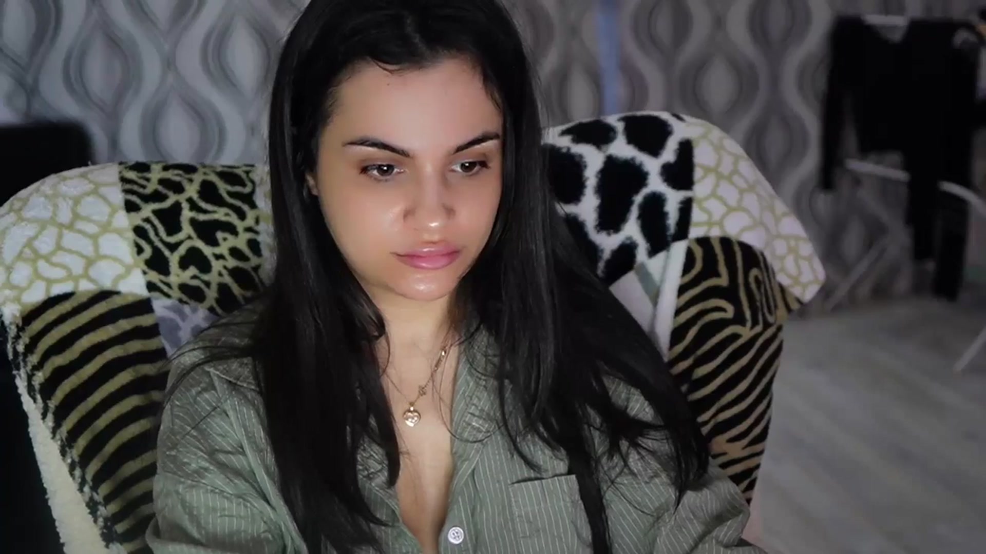 Gallery image thumbnail from TinyAndrea's myfreecams stream on, 01/16/2026, 06:31 image 4 of 20