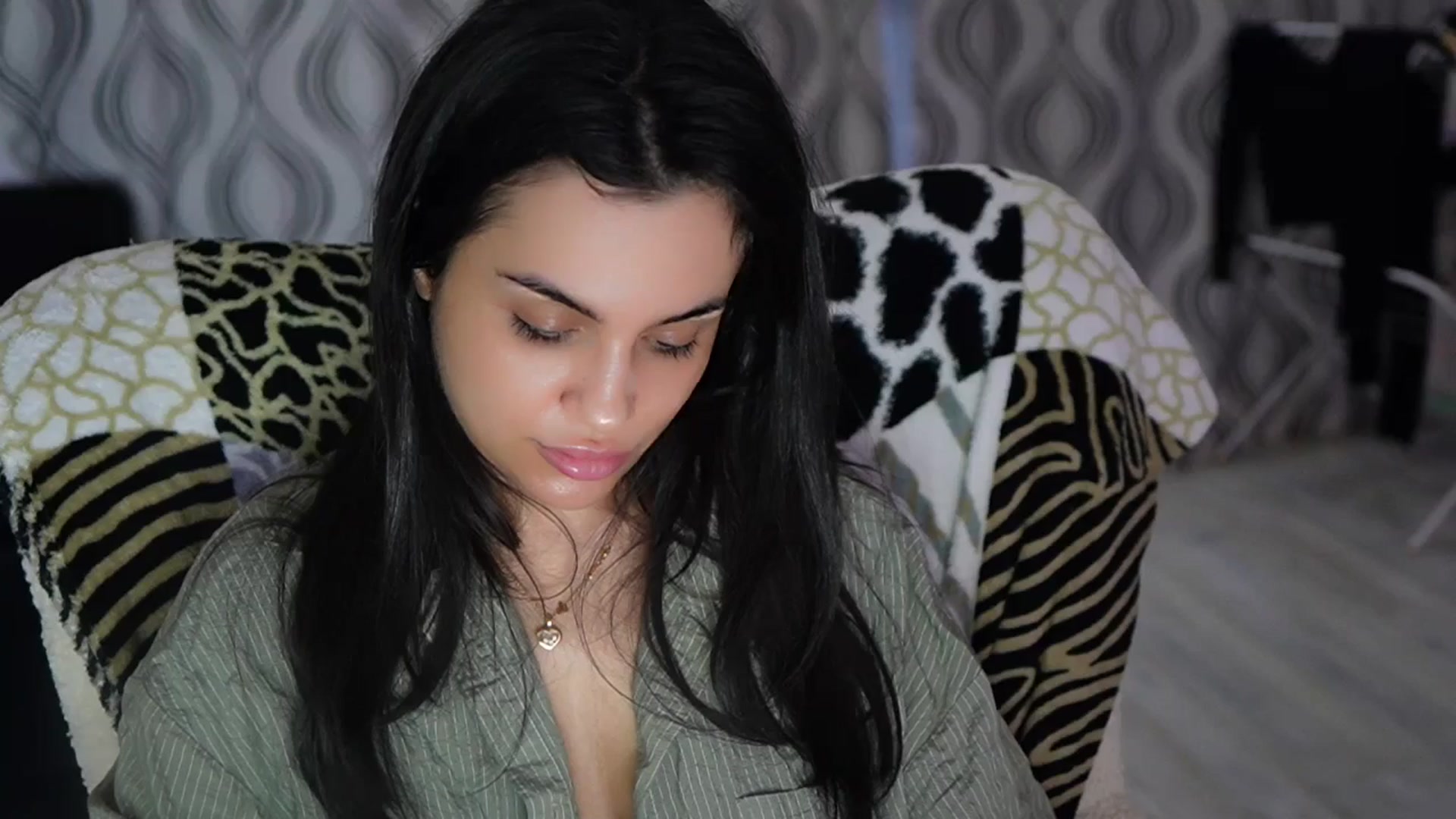 Gallery image thumbnail from TinyAndrea's myfreecams stream on, 01/16/2026, 06:31 image 14 of 20