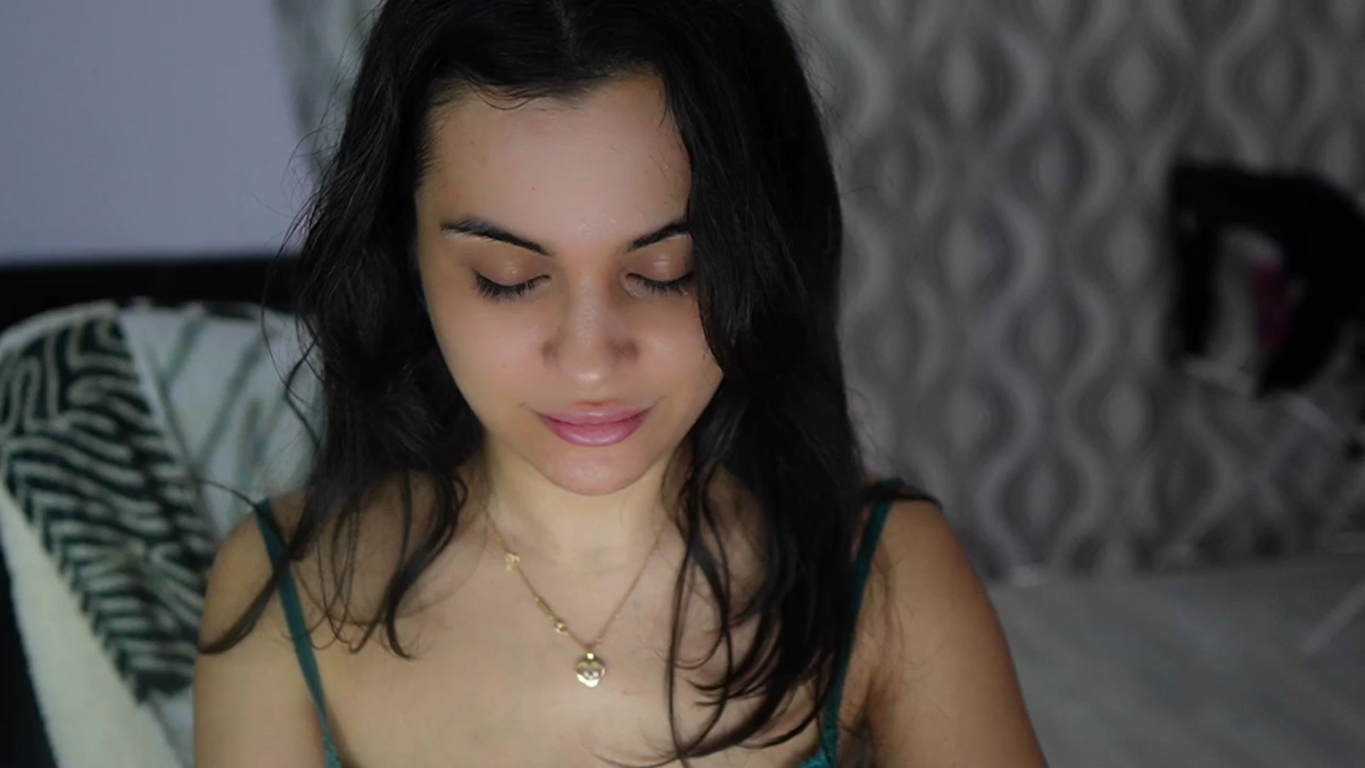 Gallery image thumbnail from TinyAndrea's myfreecams stream on, 01/26/2026, 07:35 image 7 of 20