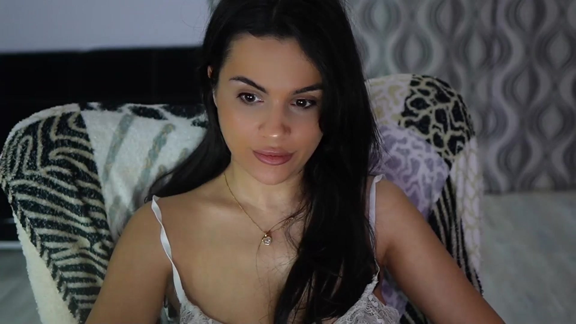 Gallery image thumbnail from TinyAndrea's myfreecams stream on, 01/28/2026, 04:26 image 17 of 20