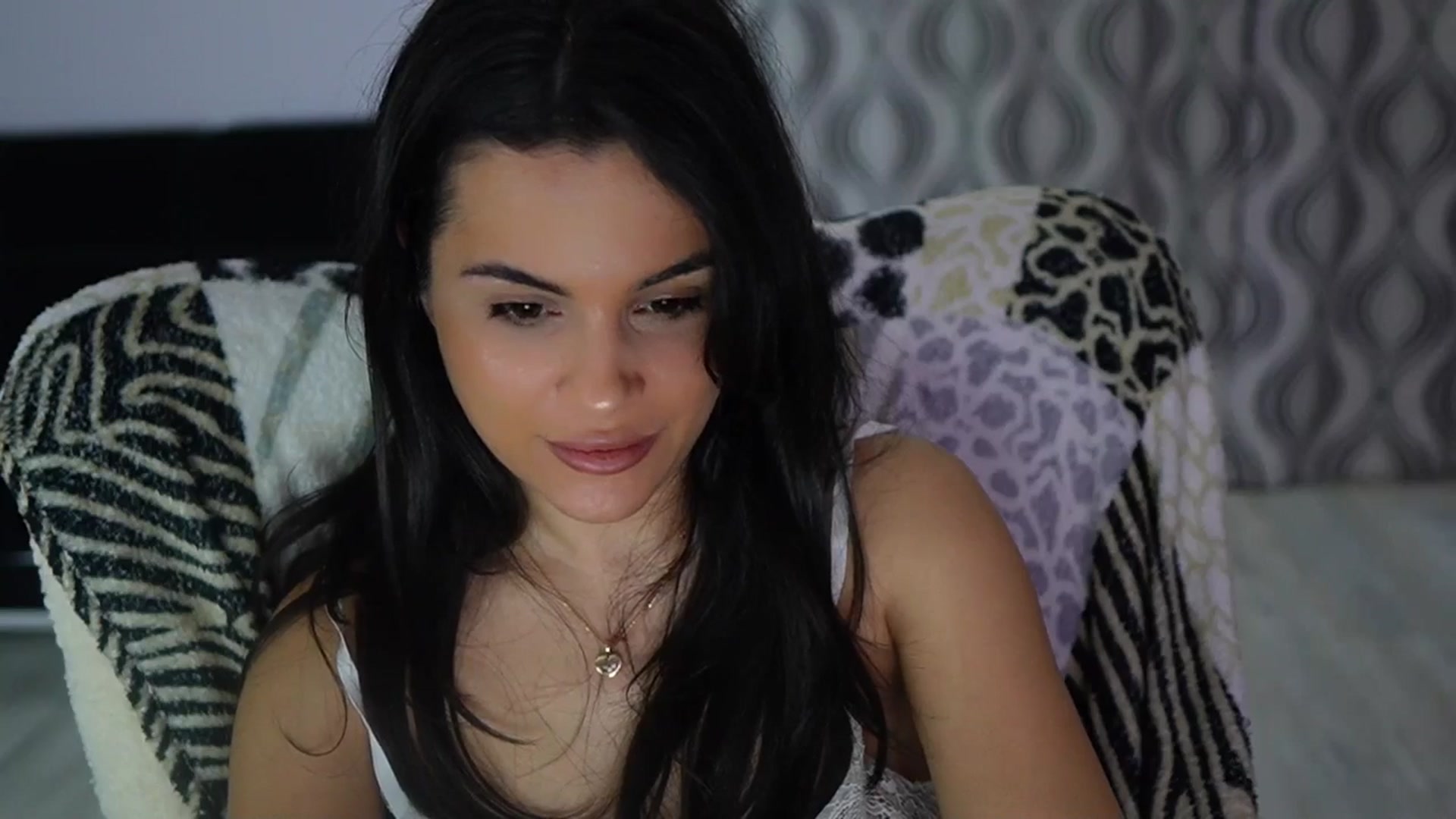 Gallery image thumbnail from TinyAndrea's myfreecams stream on, 01/28/2026, 04:26 image 11 of 20