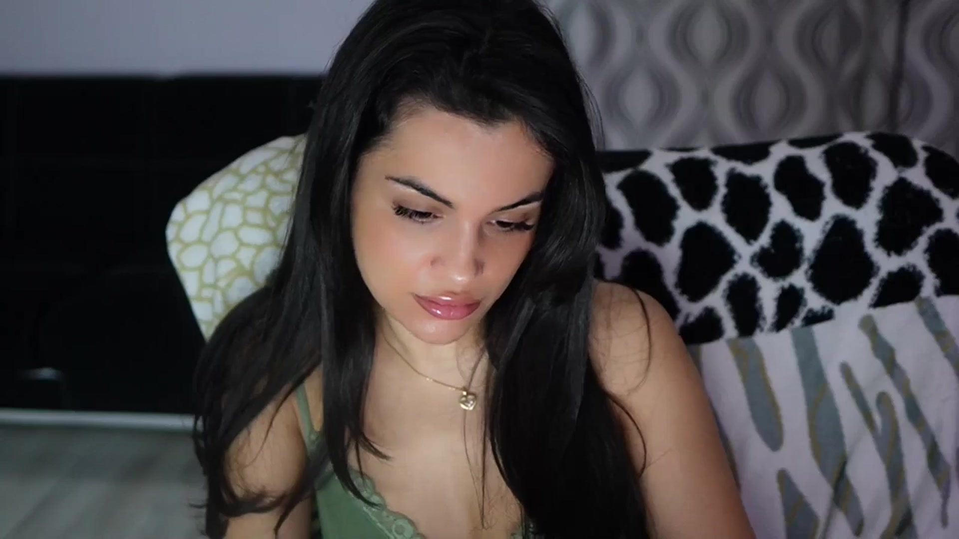 Gallery image thumbnail from TinyAndrea's myfreecams stream on, 01/30/2026, 03:56 image 9 of 20