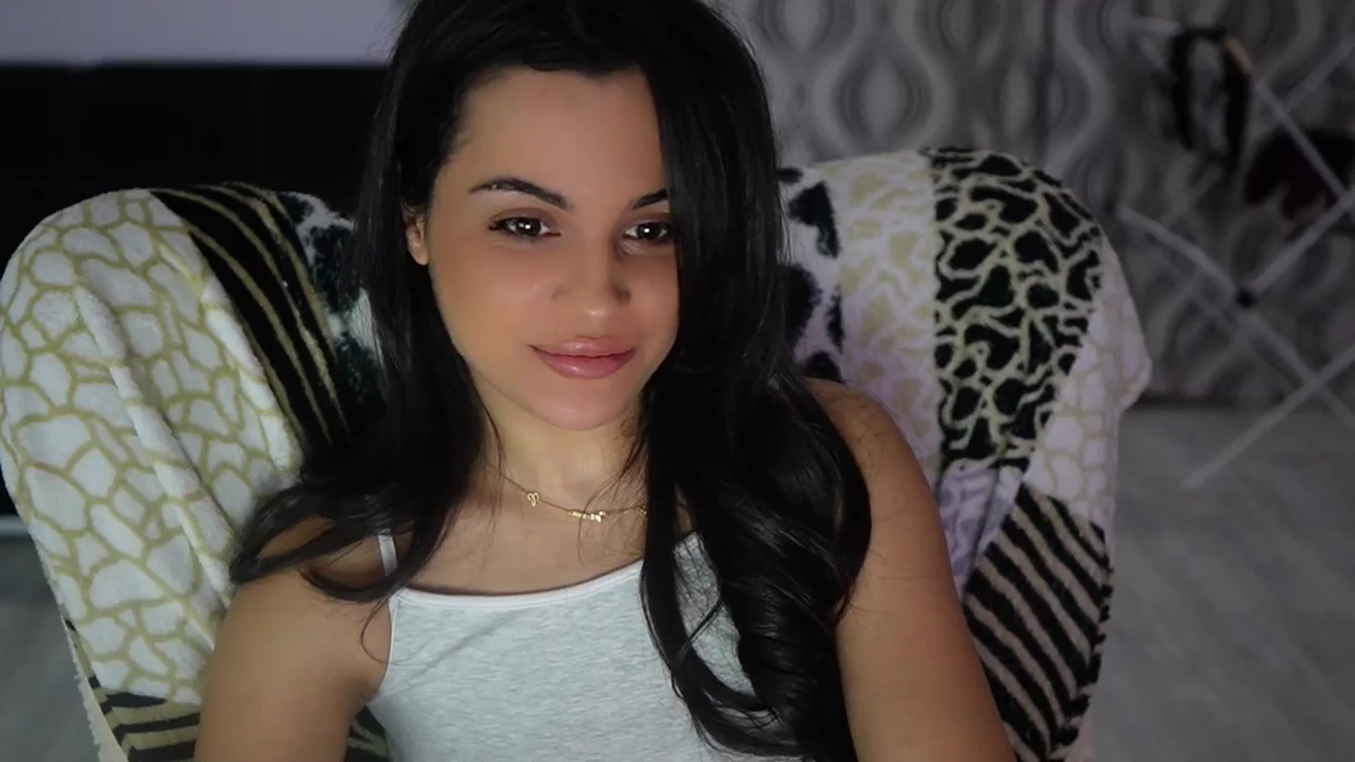 Gallery image thumbnail from TinyAndrea's myfreecams stream on, 02/02/2026, 04:57 image 16 of 20