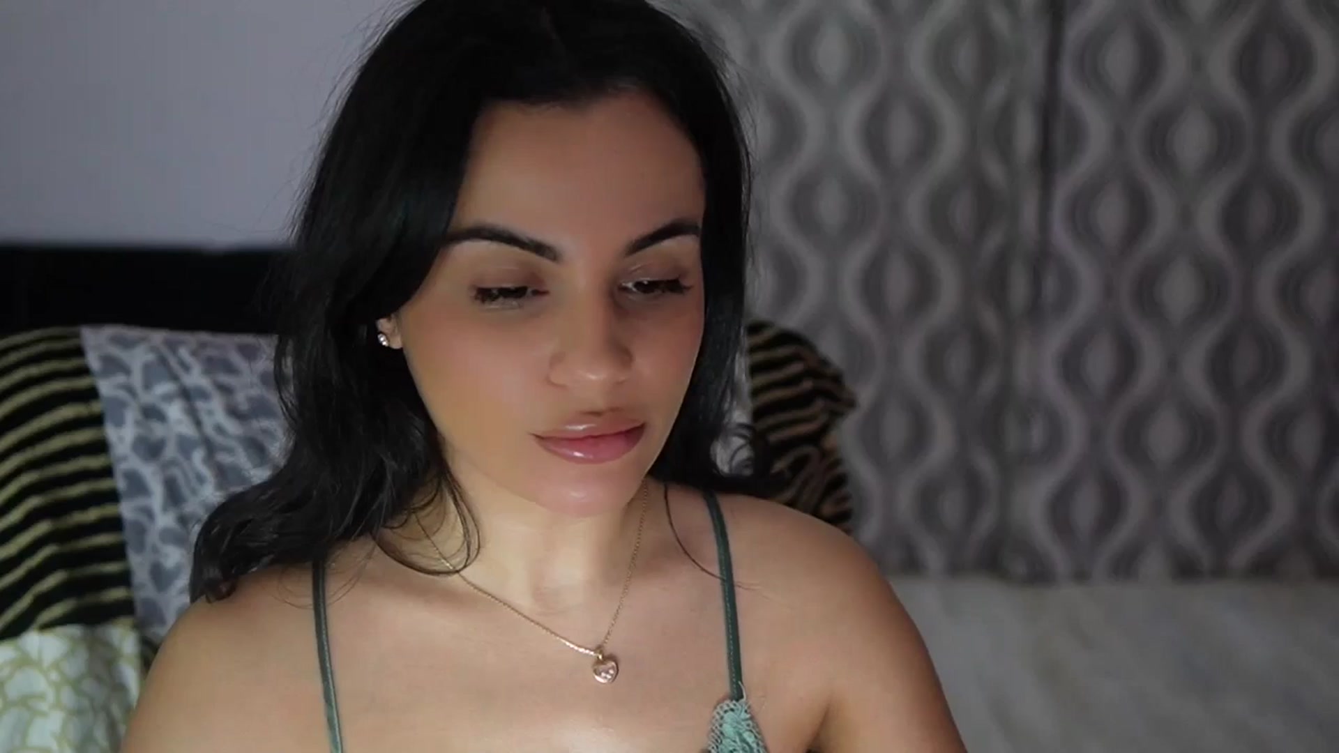 Gallery image thumbnail from TinyAndrea's myfreecams stream on, 02/15/2026, 03:11 image 11 of 20