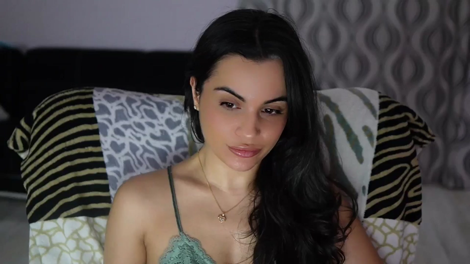 Gallery image thumbnail from TinyAndrea's myfreecams stream on, 02/15/2026, 03:11 image 17 of 20