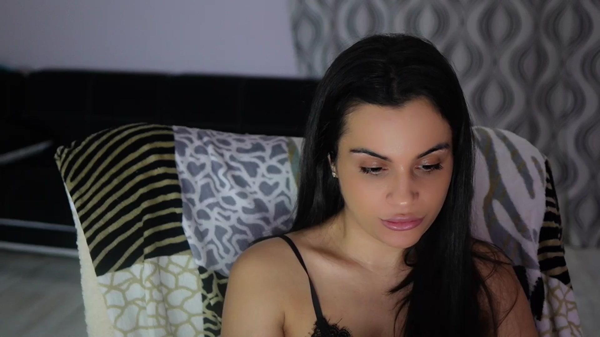Gallery image thumbnail from TinyAndrea's myfreecams stream on, 02/27/2026, 06:10 image 4 of 20