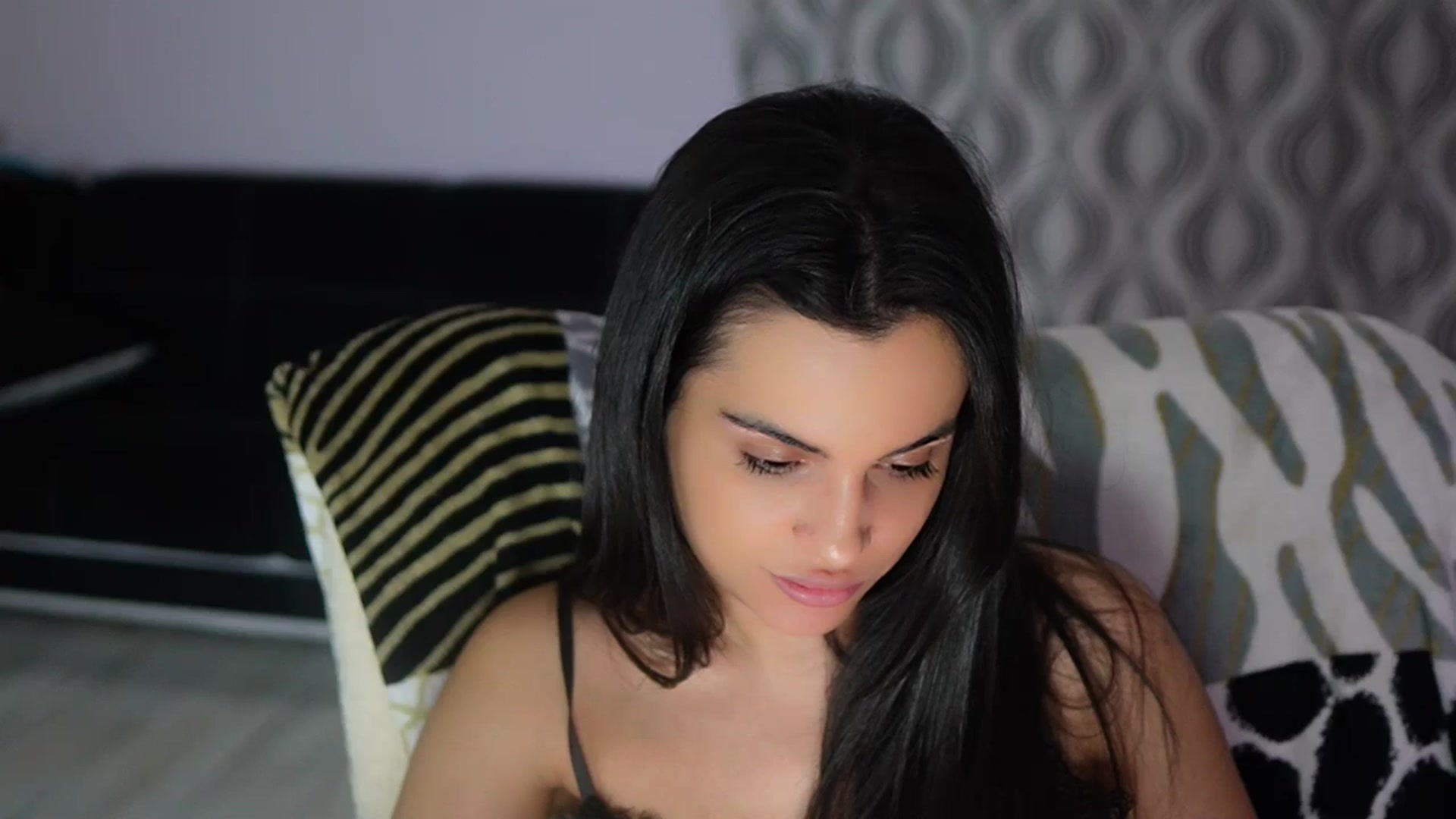 Gallery image thumbnail from TinyAndrea's myfreecams stream on, 02/27/2026, 06:10 image 5 of 20