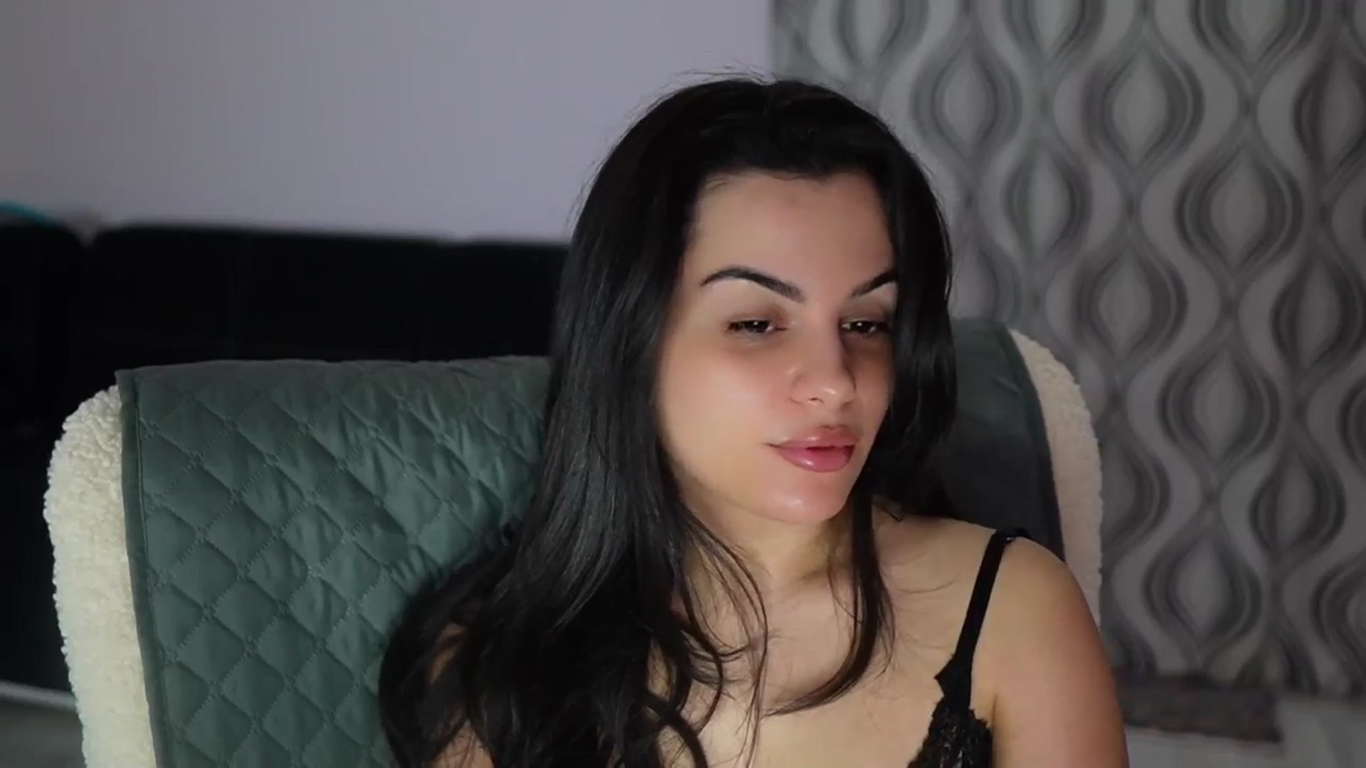 Gallery image thumbnail from TinyAndrea's myfreecams stream on, 03/18/2026, 03:21 image 5 of 20