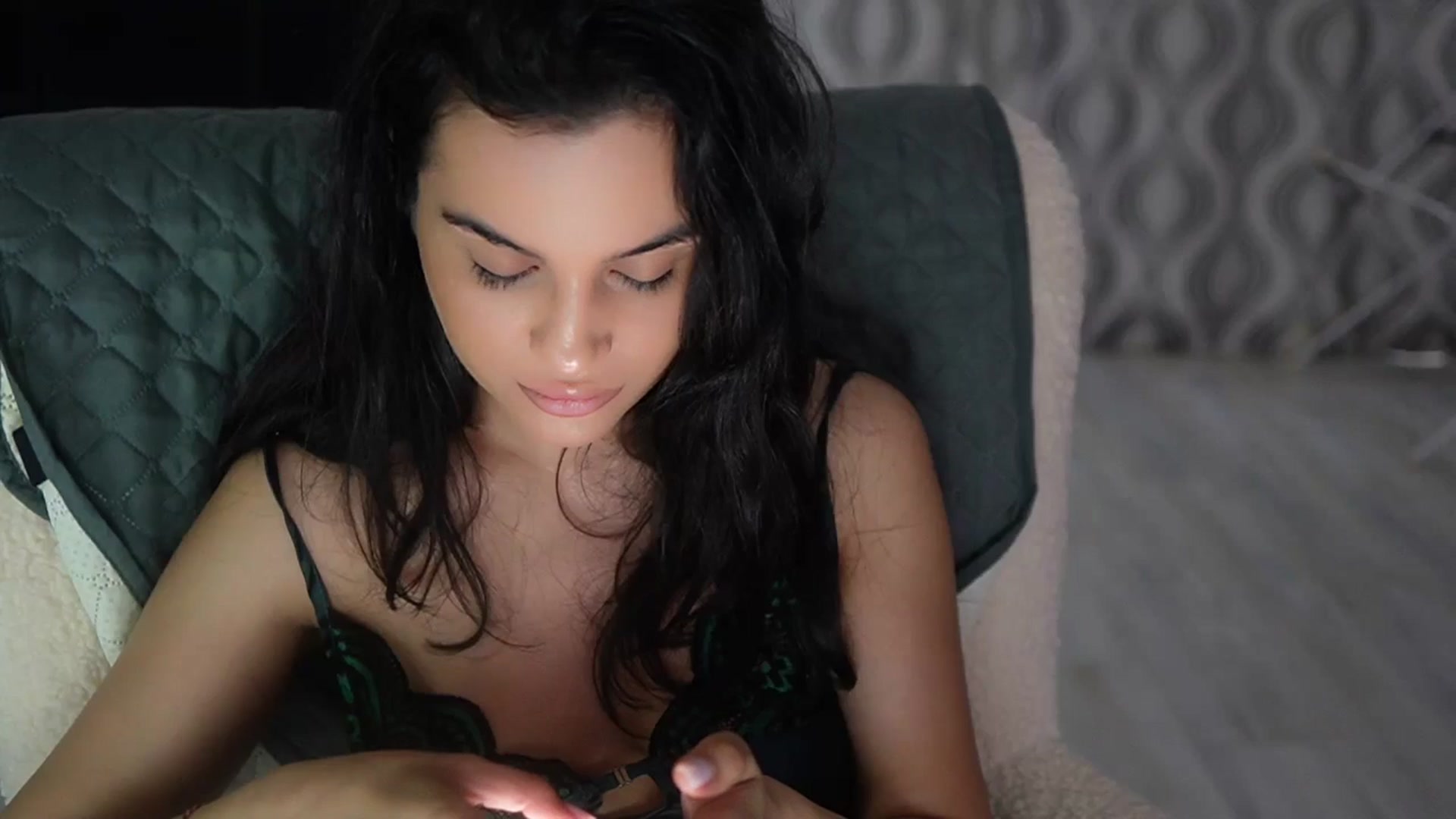 Gallery image thumbnail from TinyAndrea's myfreecams stream on, 03/24/2026, 05:41 image 14 of 20