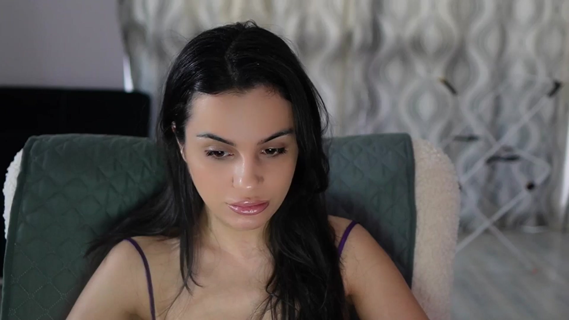 Gallery image thumbnail from TinyAndrea's myfreecams stream on, 03/27/2026, 06:53 image 12 of 20