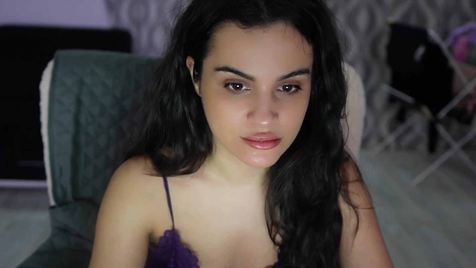 Gallery image thumbnail from TinyAndrea's myfreecams stream on, 04/05/2026, 04:40 image 3 of 20