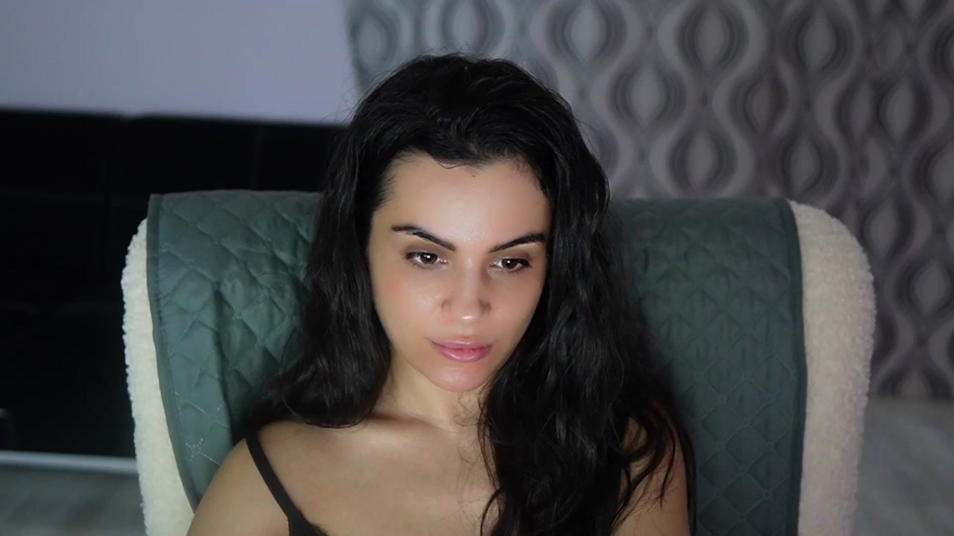 Gallery image thumbnail from TinyAndrea's myfreecams stream on, 04/06/2026, 03:17 image 20 of 20