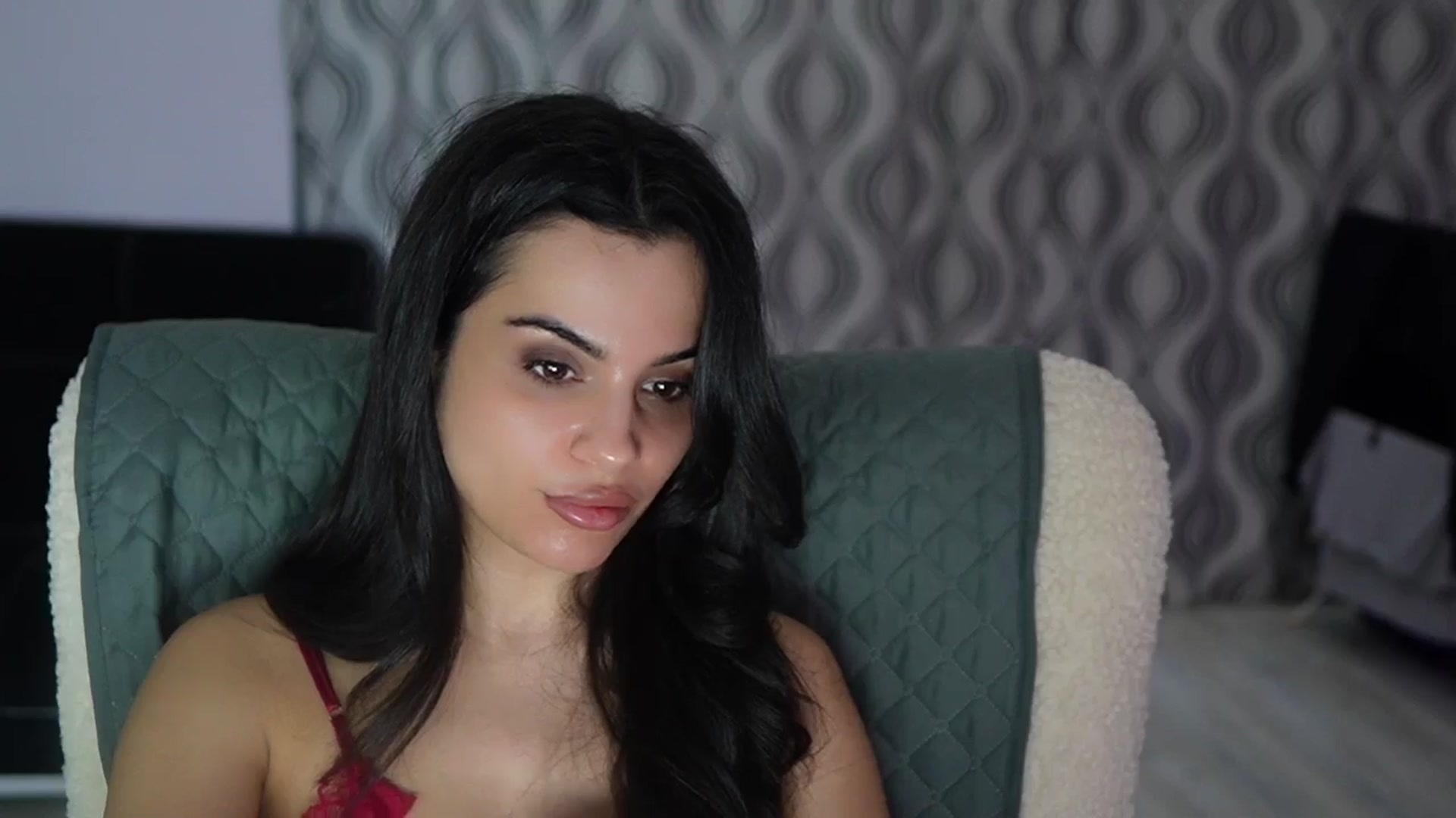 Gallery image thumbnail from TinyAndrea's myfreecams stream on, 04/08/2026, 03:57 image 19 of 20