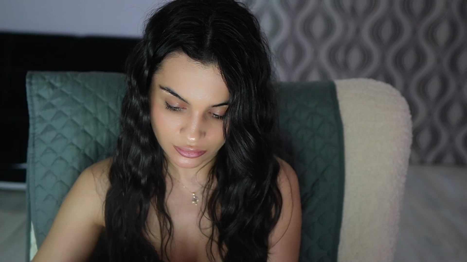 Gallery image thumbnail from TinyAndrea's myfreecams stream on, 04/14/2026, 03:16 image 11 of 20