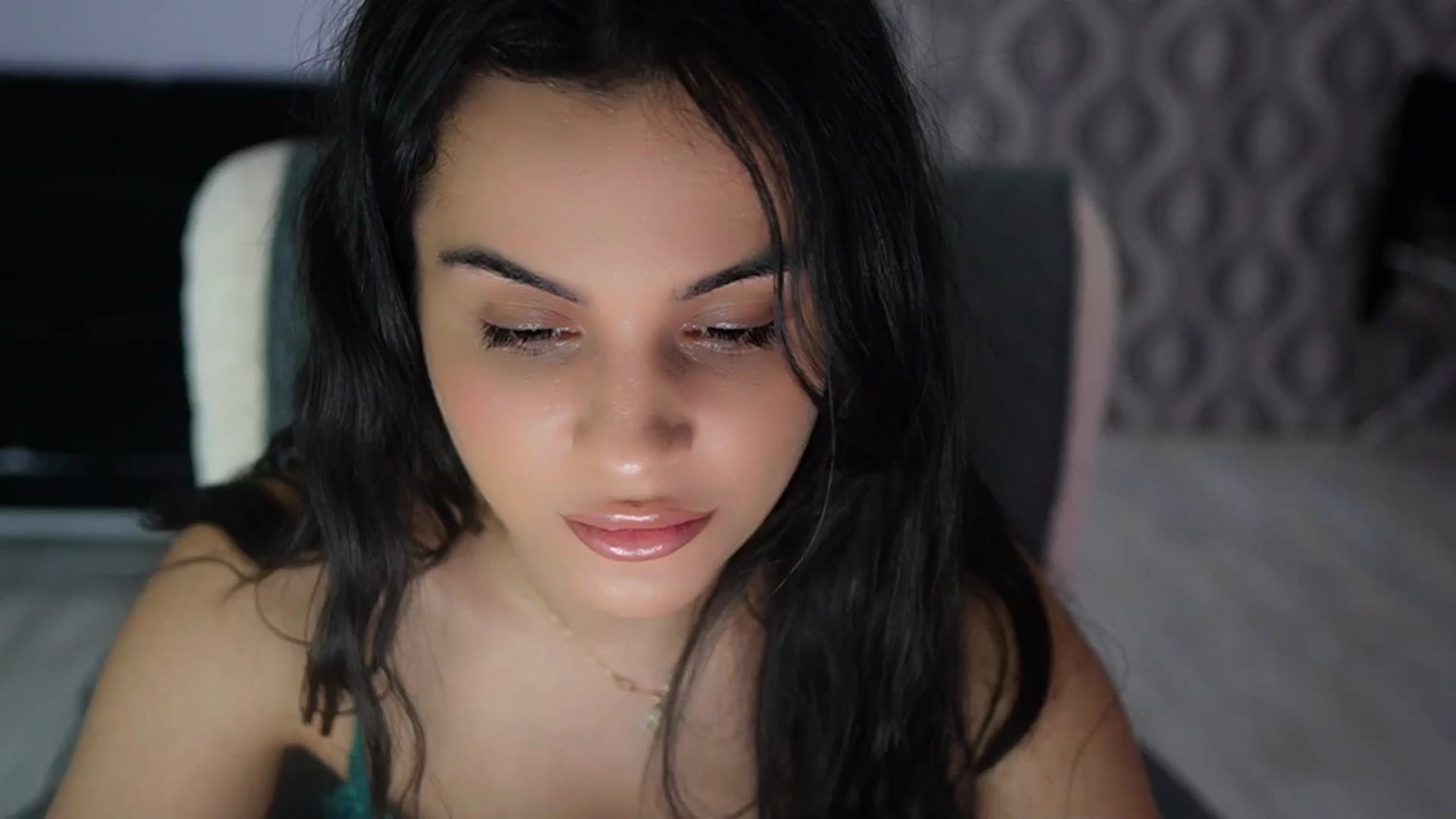 Gallery image thumbnail from TinyAndrea's myfreecams stream on, 04/14/2026, 23:52 image 1 of 20