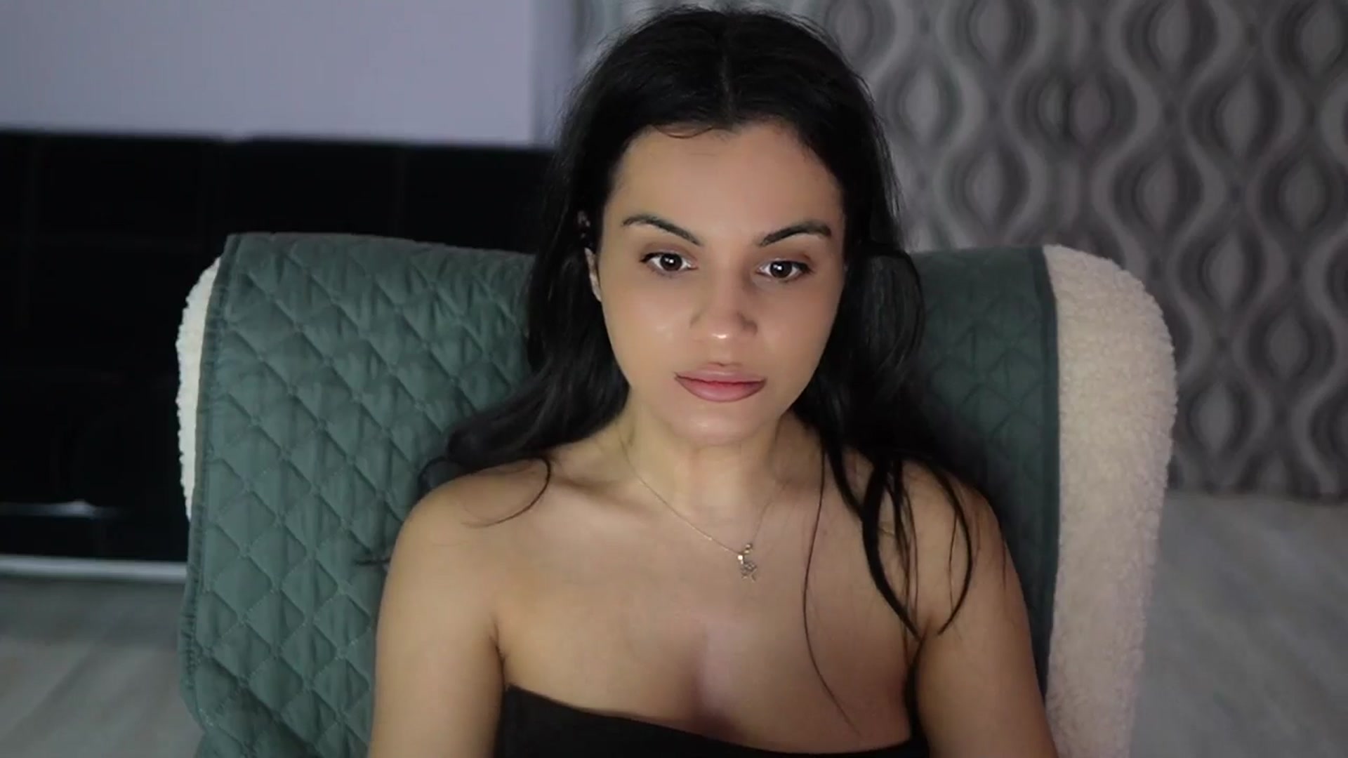 Gallery image thumbnail from TinyAndrea's myfreecams stream on, 04/20/2026, 04:28 image 3 of 20