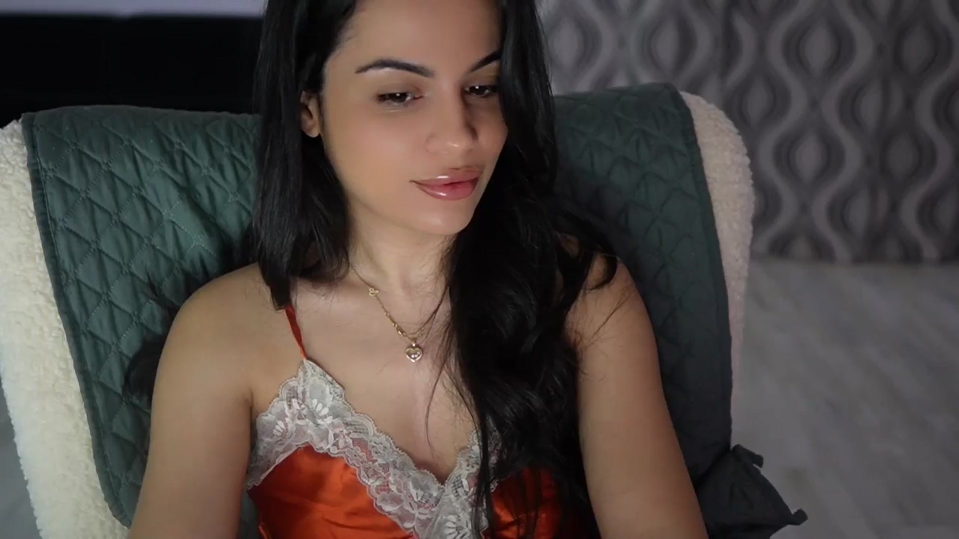 Gallery image thumbnail from TinyAndrea's myfreecams stream on, 05/06/2026, 03:06 image 6 of 20