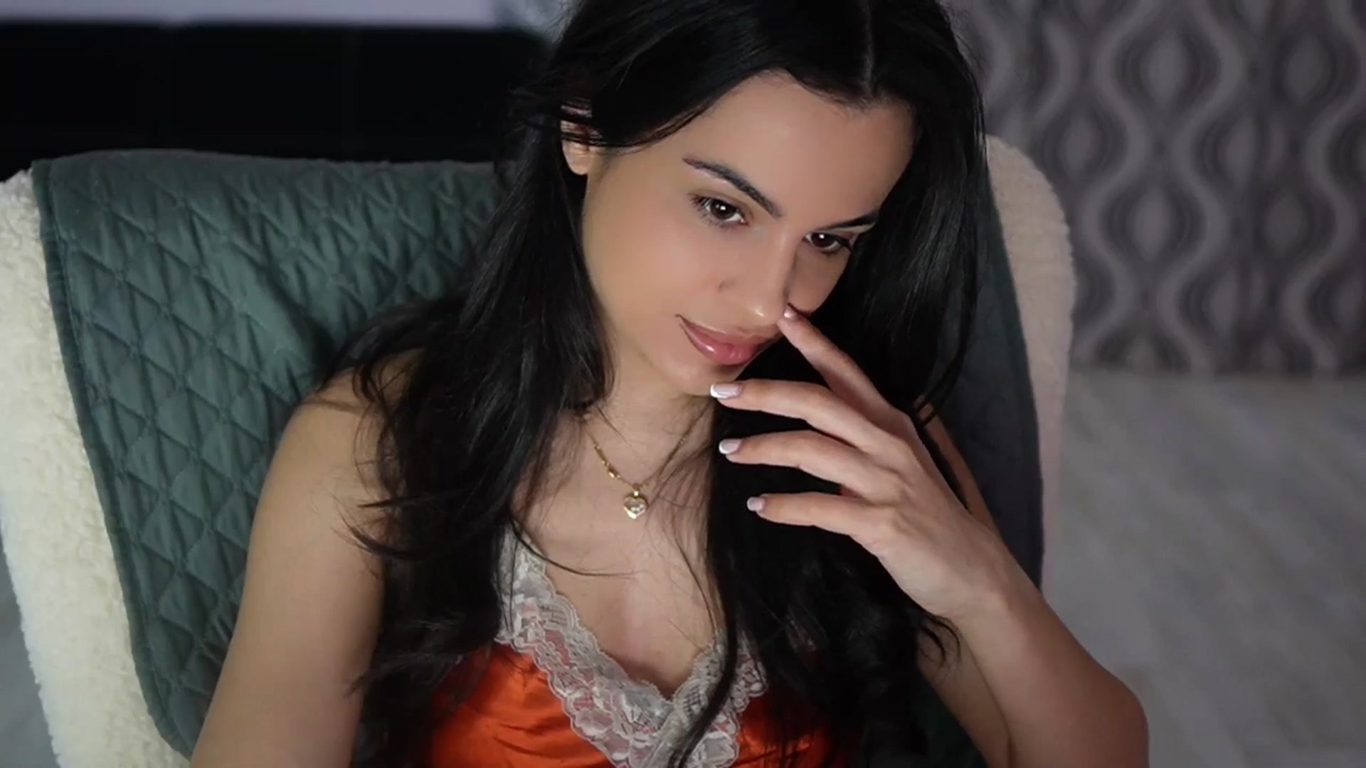 Gallery image thumbnail from TinyAndrea's myfreecams stream on, 05/06/2026, 03:06 image 9 of 20