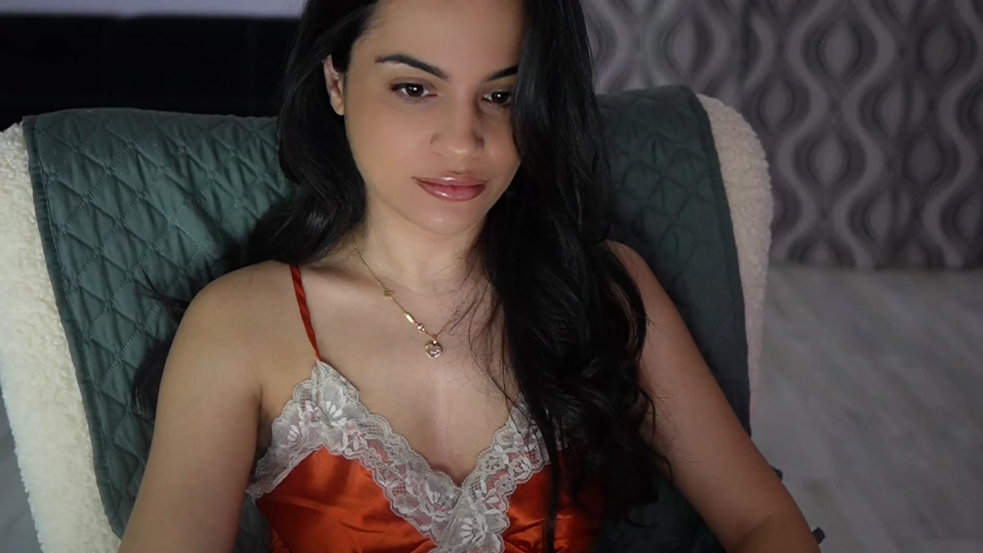 Gallery image thumbnail from TinyAndrea's myfreecams stream on, 05/06/2026, 03:06 image 1 of 20