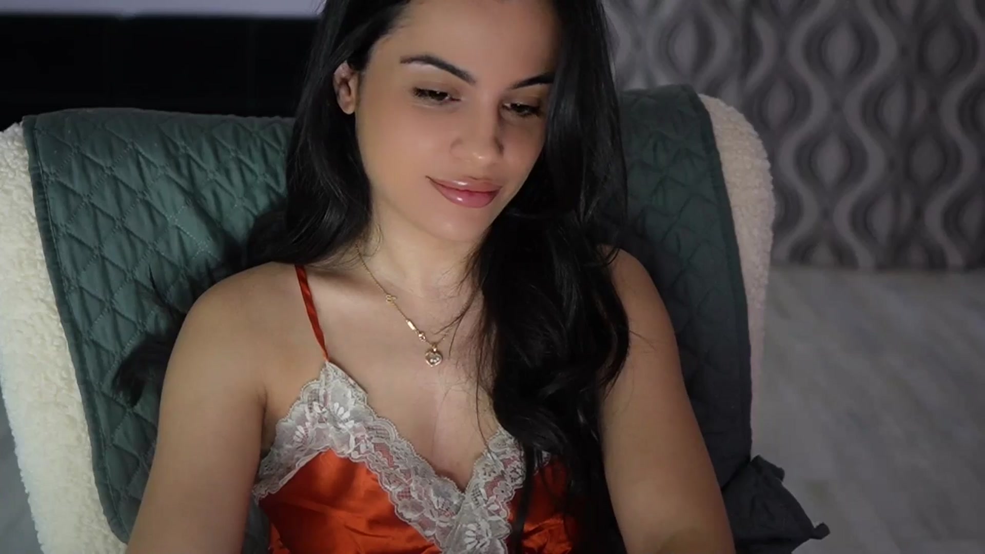 Gallery image thumbnail from TinyAndrea's myfreecams stream on, 05/06/2026, 03:06 image 2 of 20