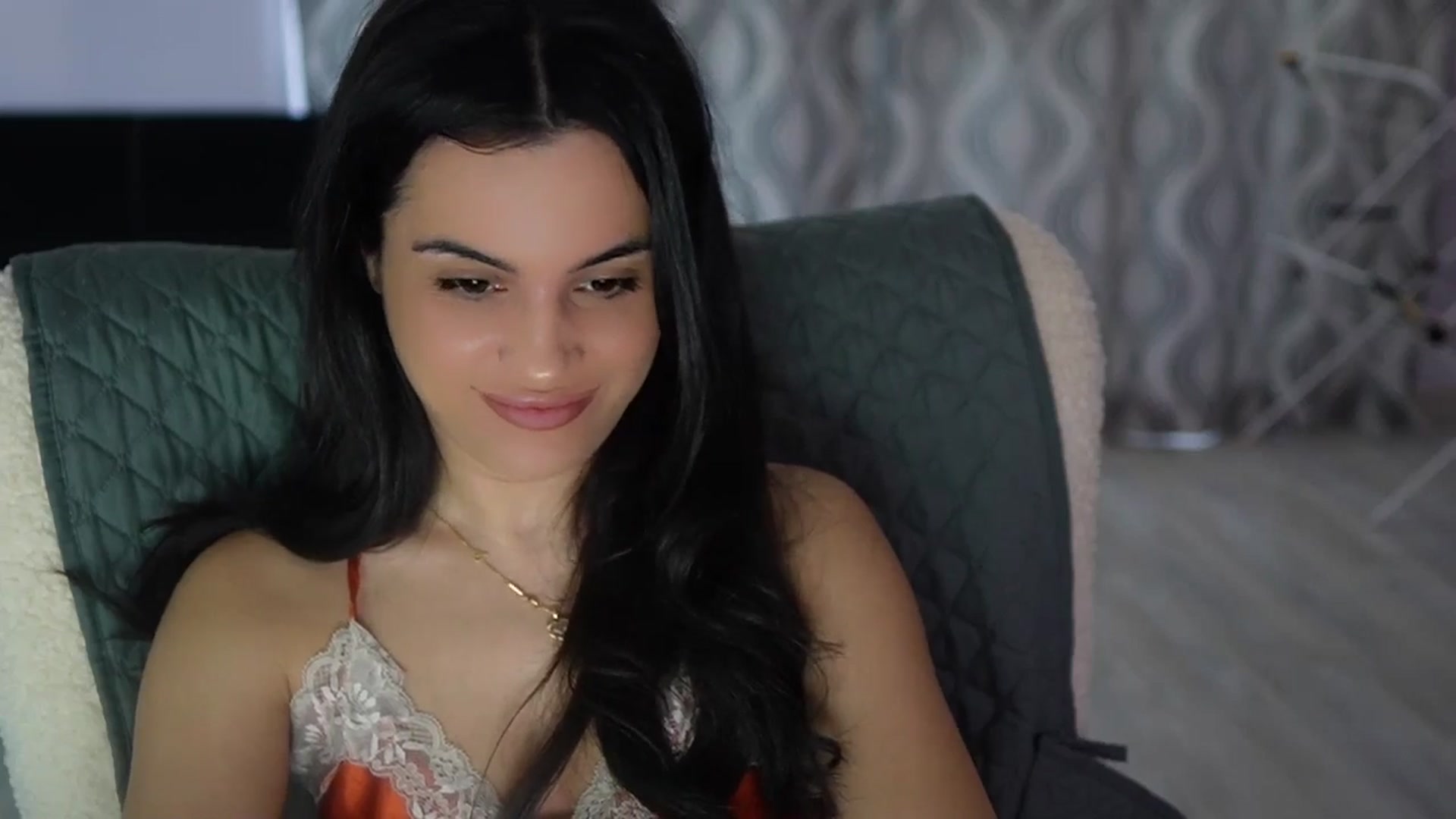 Gallery image thumbnail from TinyAndrea's myfreecams stream on, 05/06/2026, 04:53 image 3 of 20