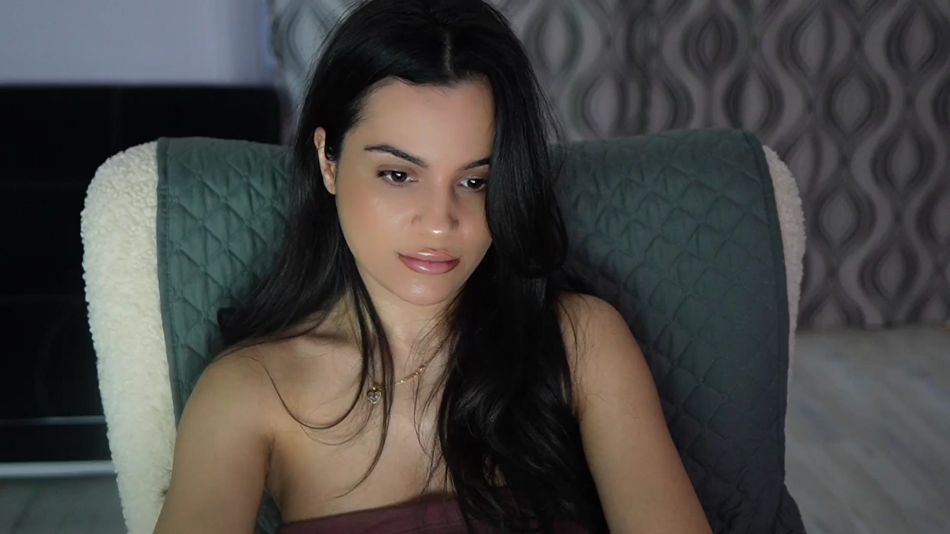 Gallery image thumbnail from TinyAndrea's myfreecams stream on, 05/07/2026, 03:27 image 1 of 20